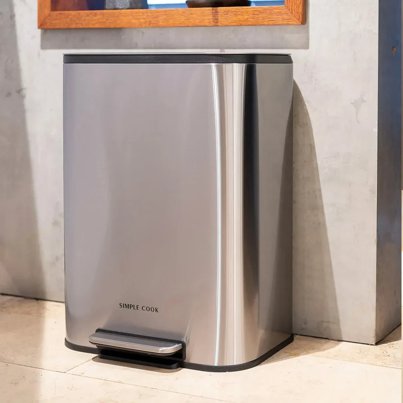 Basurero 50L con Pedal Mate y Anti Huellas Simple Cook-3