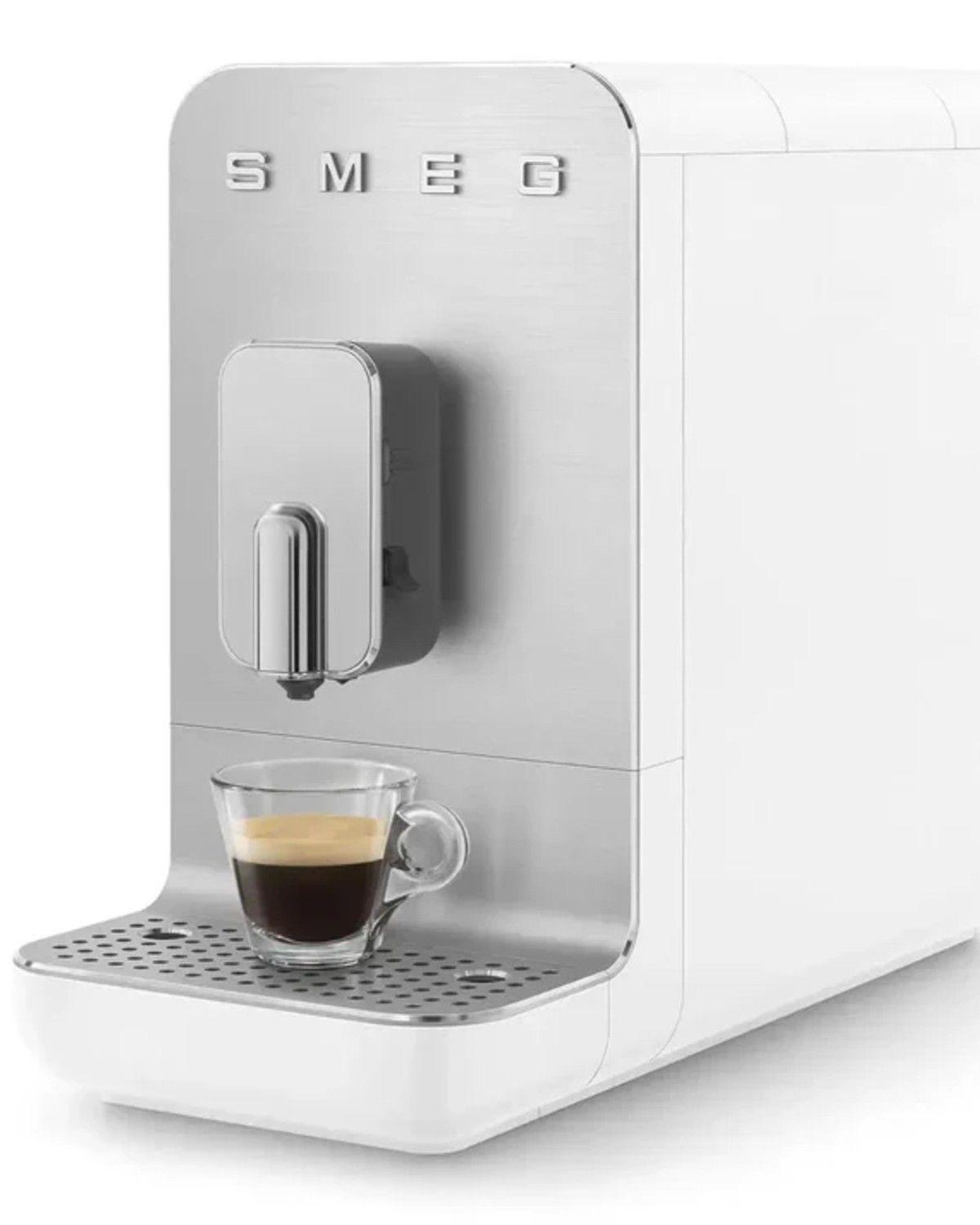 Cafetera espresso superautomatica Smeg-7