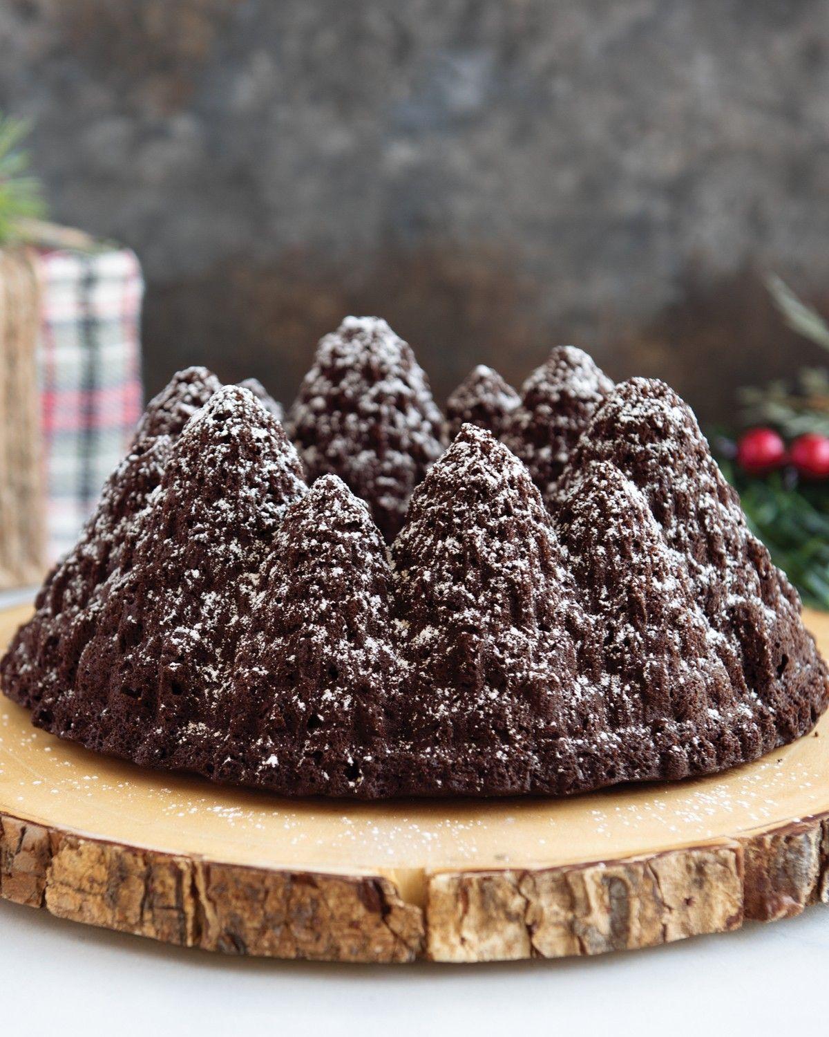 Pine Forest Bundt Pan Nordic Ware-1