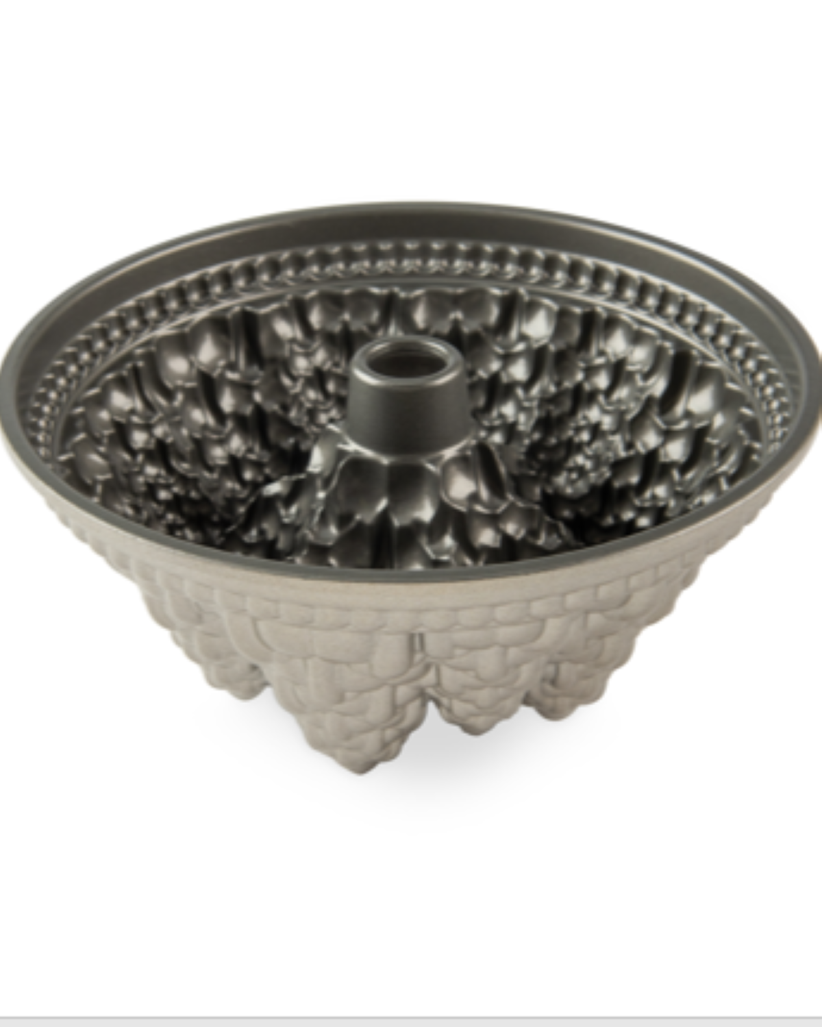 Pine Forest Bundt Pan Nordic Ware-6