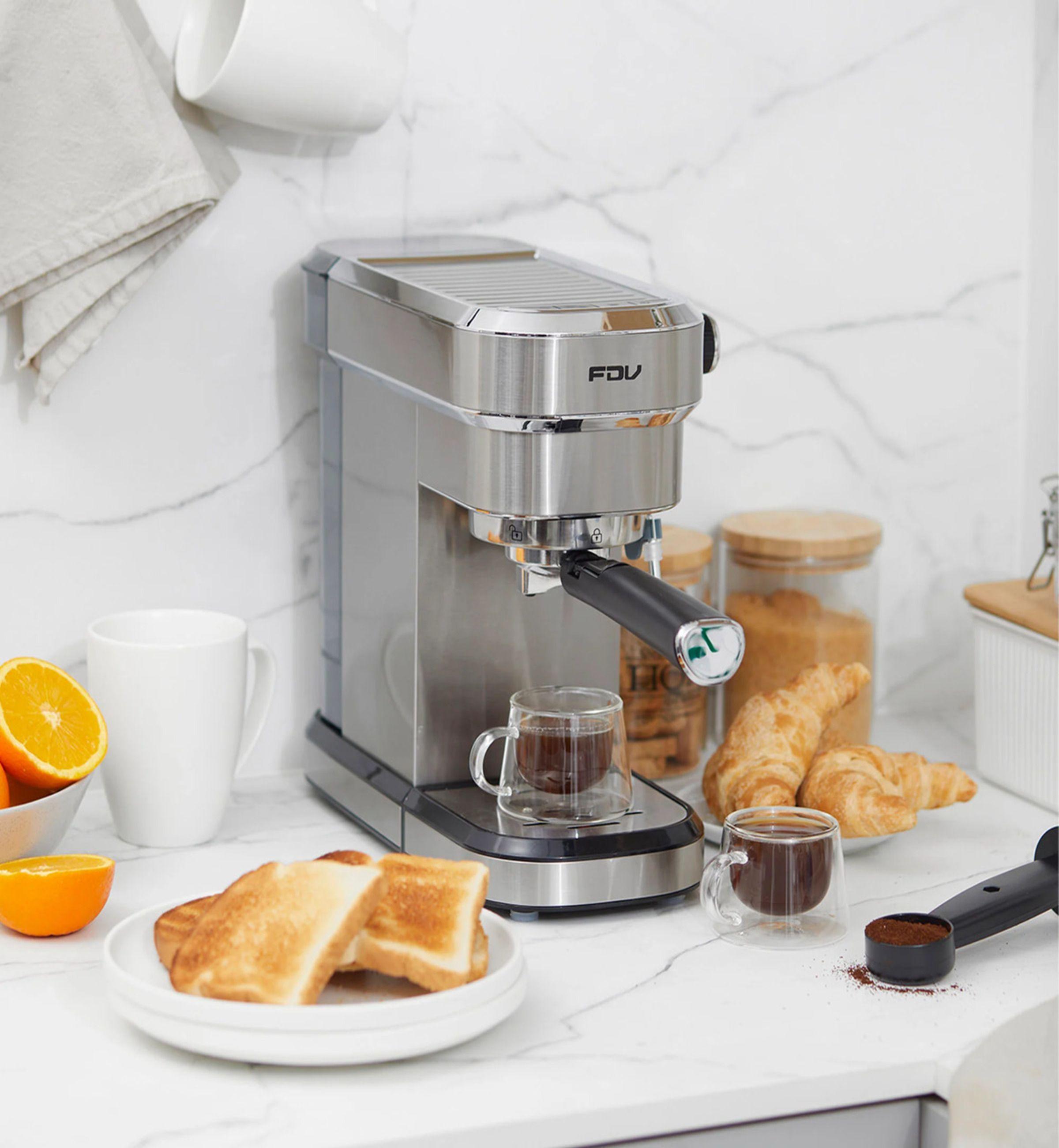 Cafetera Expreso Delicato 1.1L FDV-3