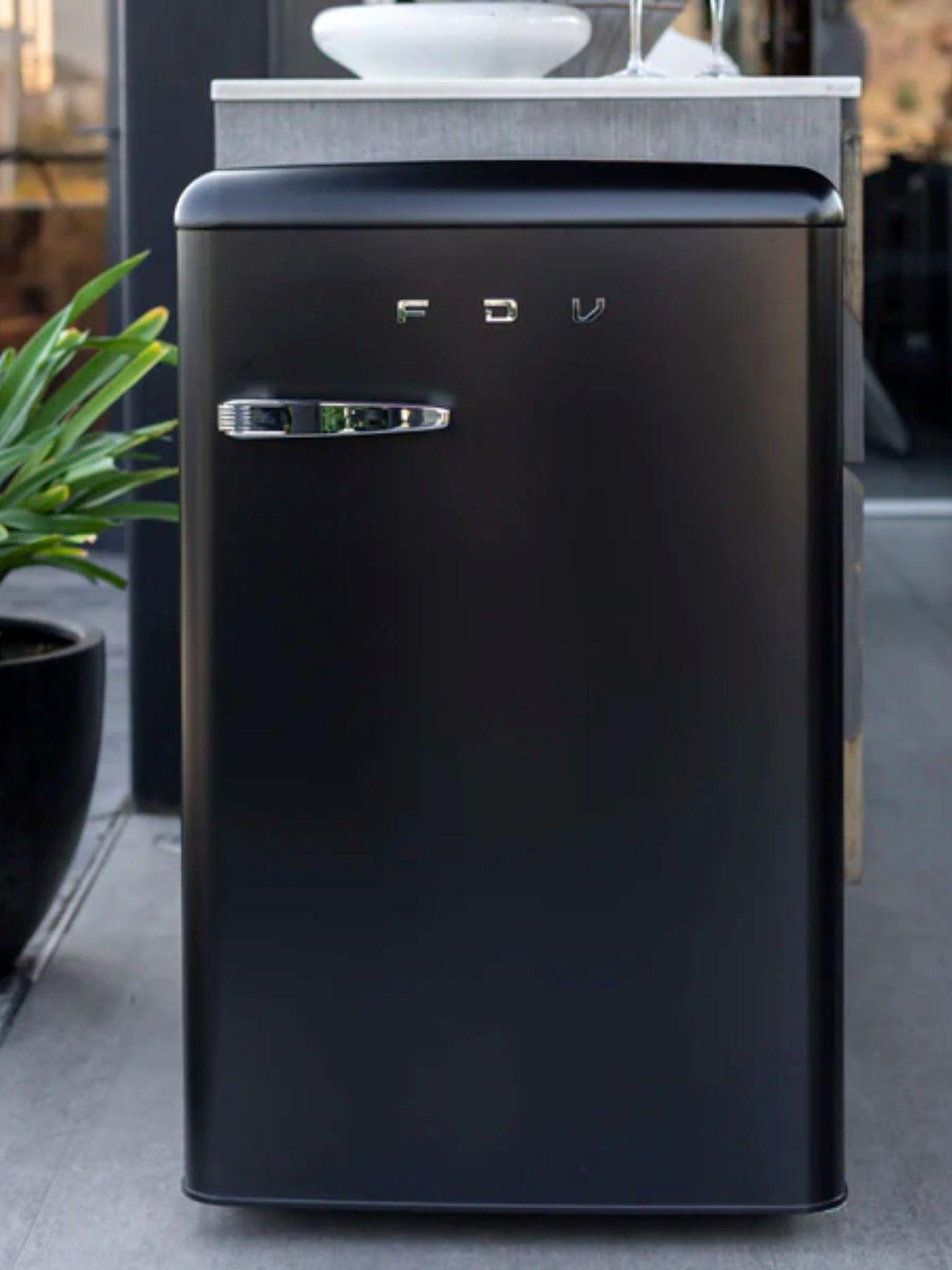 Frigobar Tundra Negro Mate 112L FDV-3