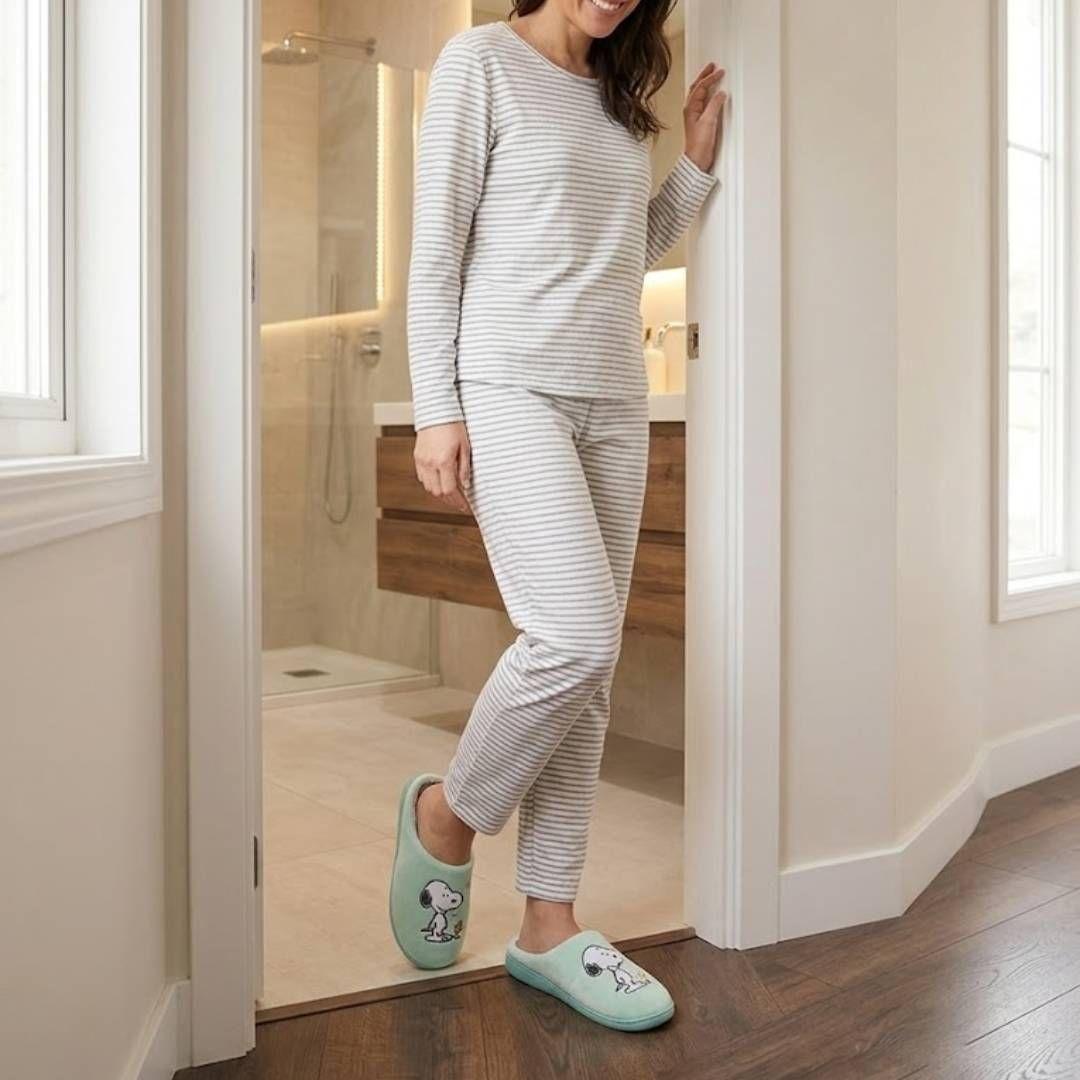 Pantuflas Snoopy Mujer | Suavidad y Alegría para Tu Hogar-4