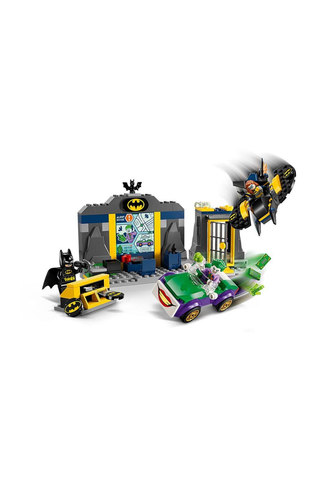 LEGO Baticueva con Batman, Batgirl y The Joker - 76272-3