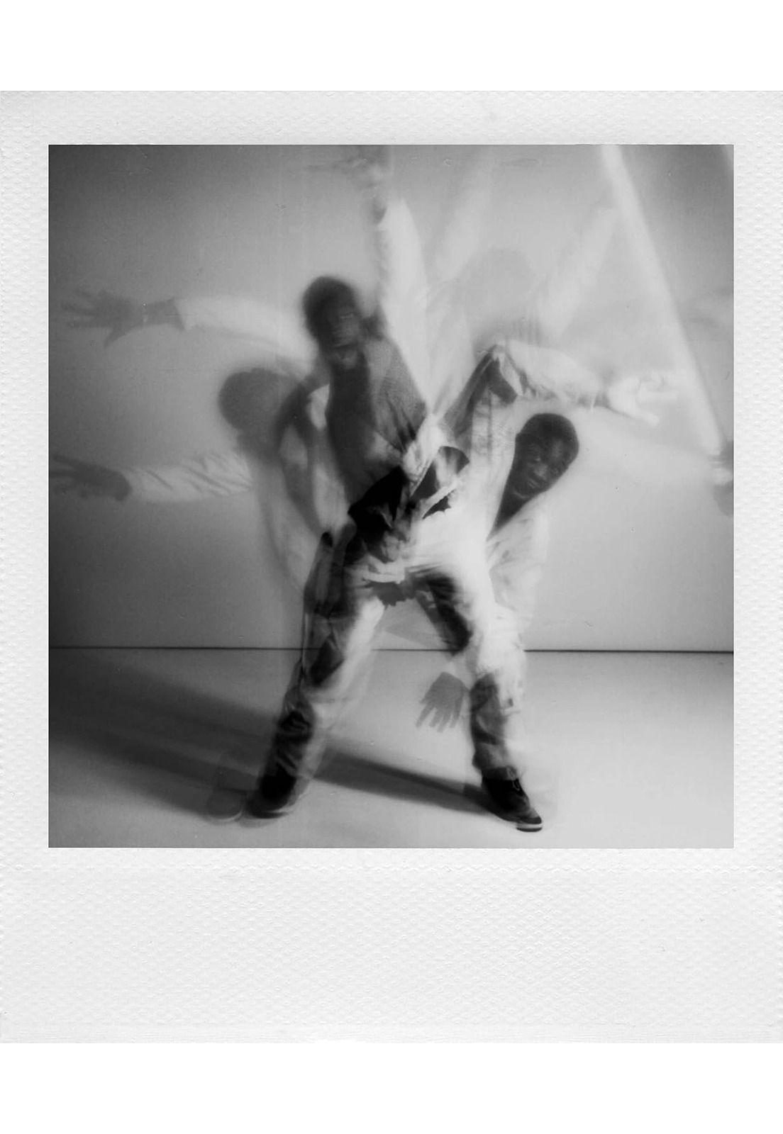 Cámara Polaroid Now+ i-Type + juego de filtros (Black)-7