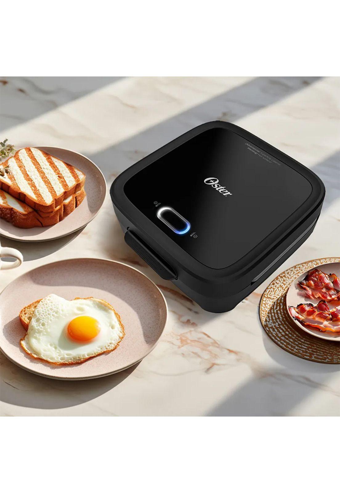 Sandwichera Oster Compacta con Platos Hondos-3