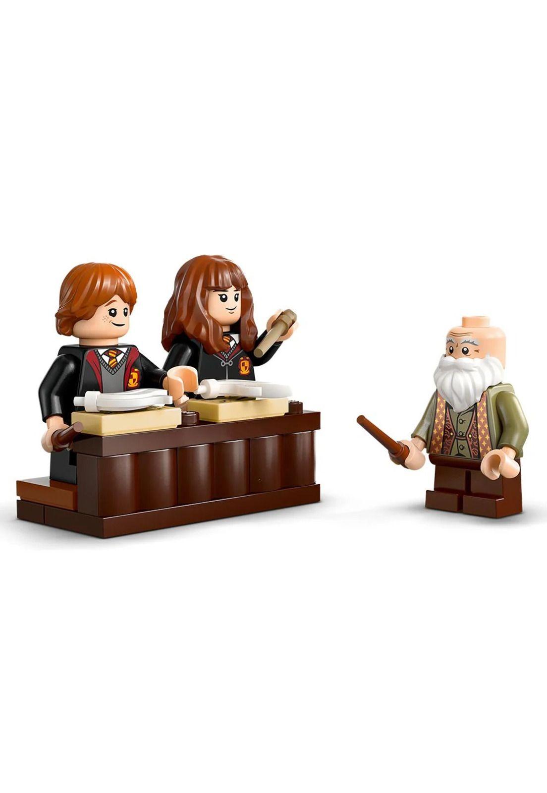 LEGO Harry Potter Castillo de Hogwarts: Clase de Encantamientos - 76442-5