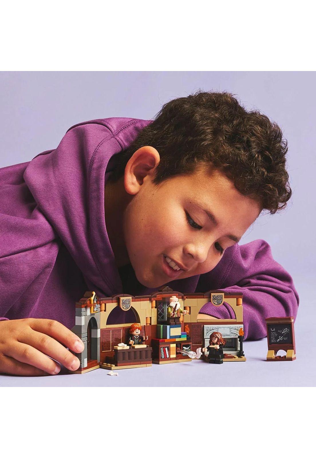 LEGO Harry Potter Castillo de Hogwarts: Clase de Encantamientos - 76442-7