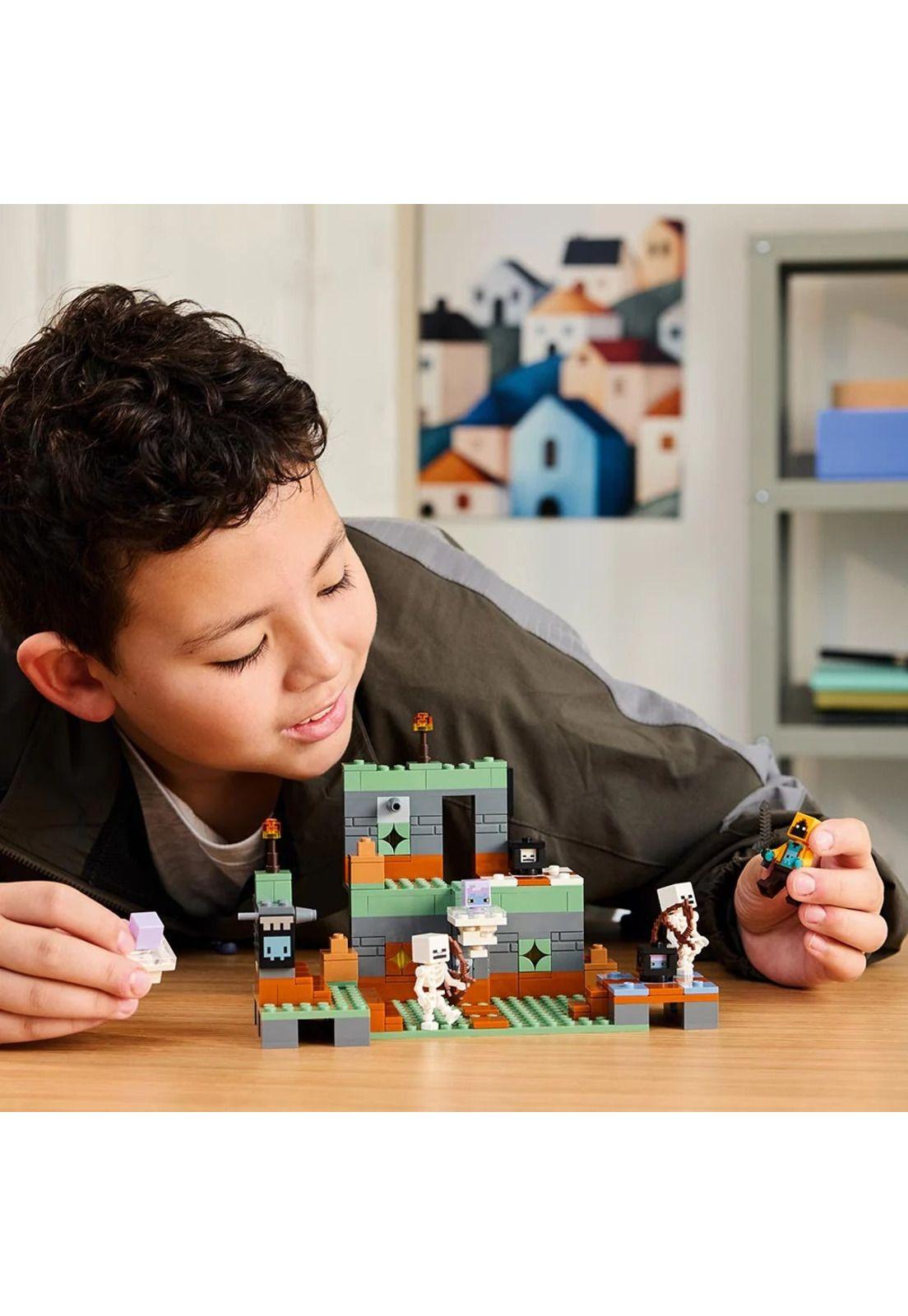 LEGO Minecraft La Cámara de Desafío - 21271-9