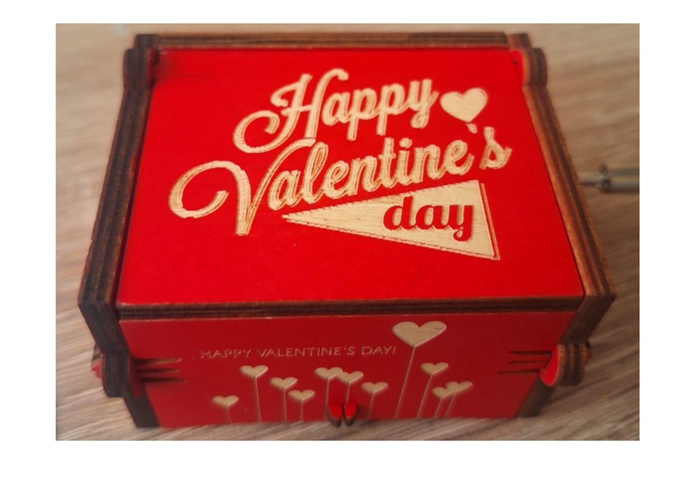 CAJA MUSICAL DE MADERA  HAPPY VALENTINE'S DAY-2