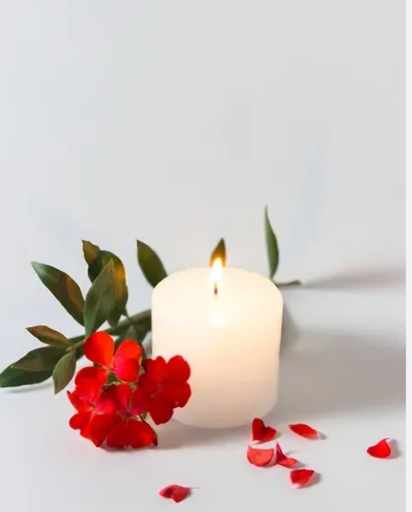 PACK DE 2 VELAS CIRIOS BLANCAS  DE 5 X 5 CMS-2