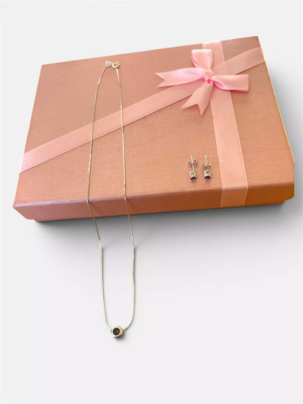 Collar Punto de Luz Lila con Aros y Caja de Regalo-2