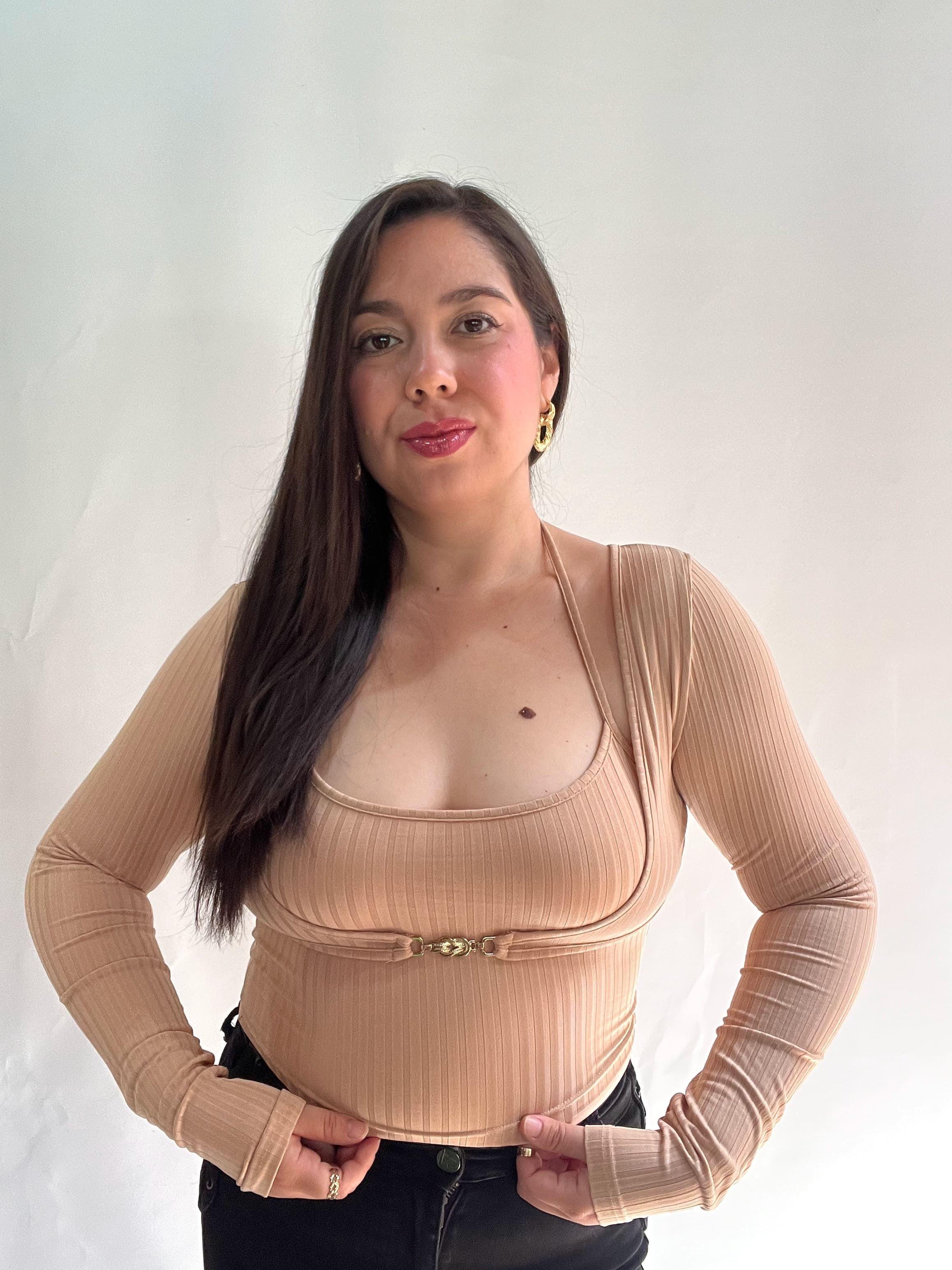 Polera Mujer Beige Manga Larga Elegante con Broche Dorado-7