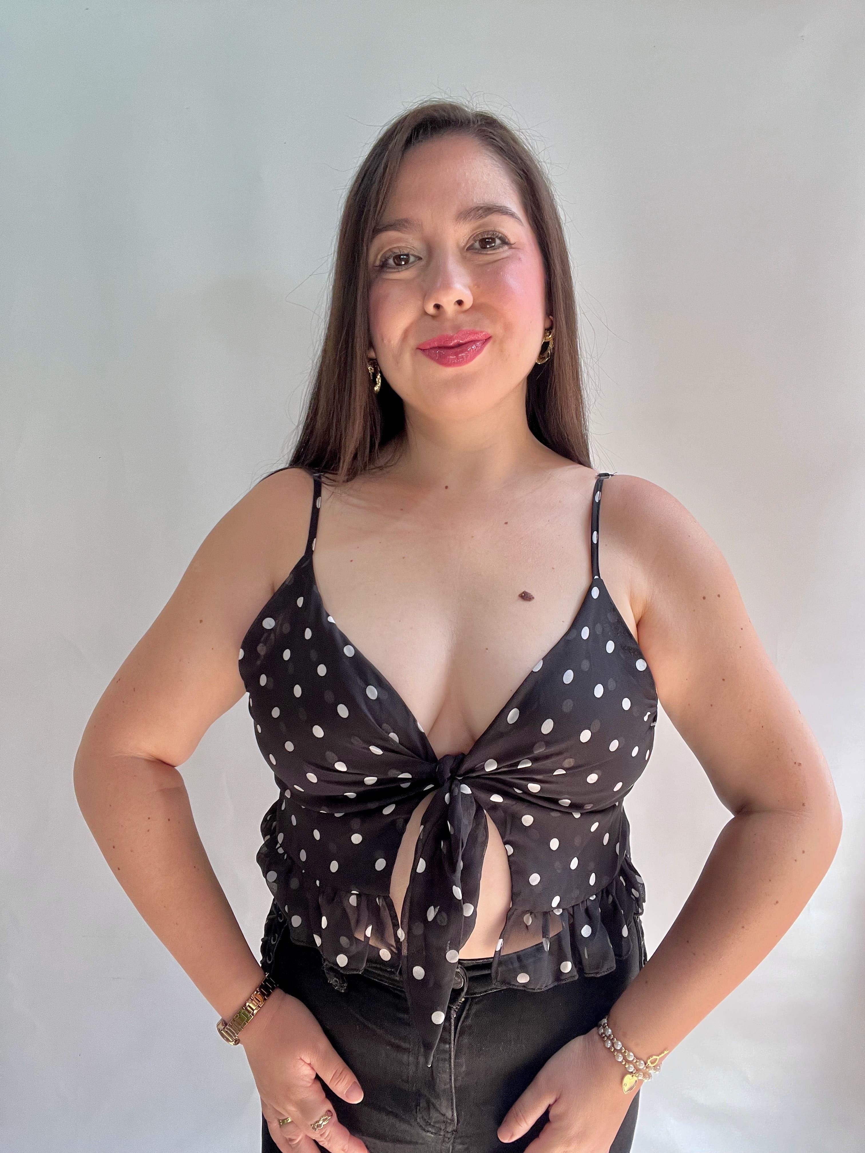 Blusa de Lunares Negra Mujer con Amarra y Vuelos-2