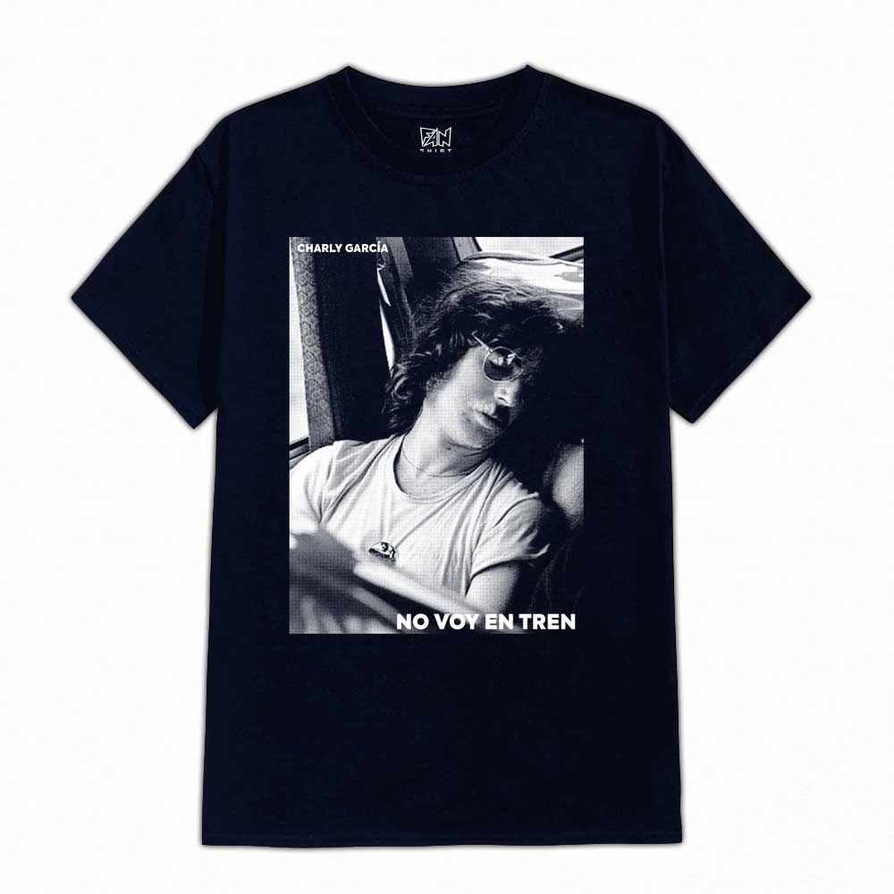 POLERA ESTAMPADA CHARLY GARCIA NO VOY EN TREN ROCK LATINO-0