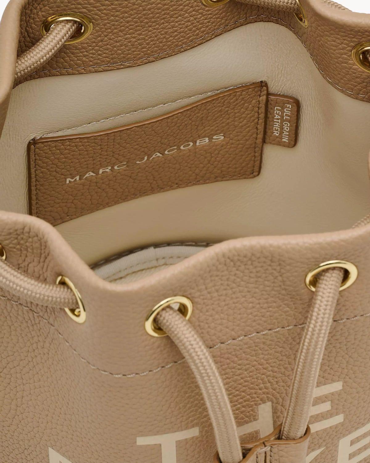 Marc Jacobs The Bucket Bag-6