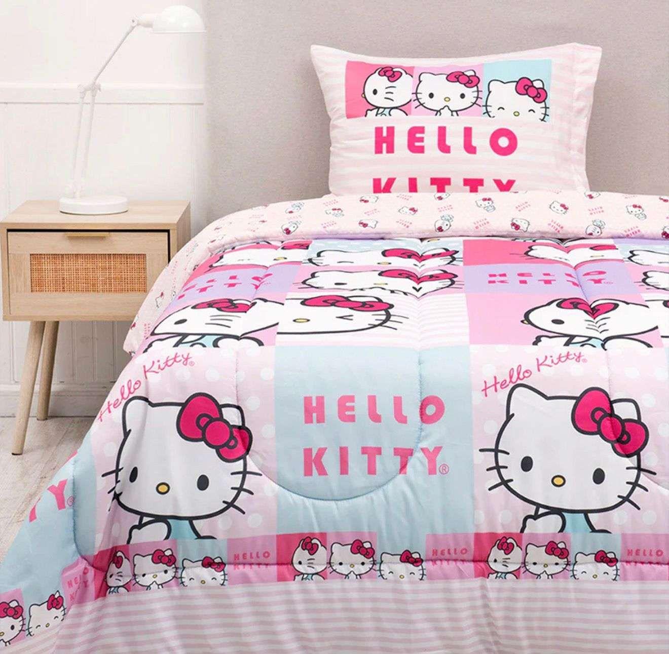 CUBRECAMA NORDICO RELLENO NIÑA HELLO KITTY PLAZA Y MEDIA-3