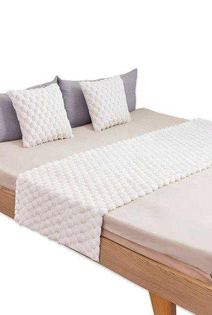 JUEGO DE PIECERA DE CAMA MAS 2 COJIN CON FUNDAS MODELO PERLA  BLANCO-1
