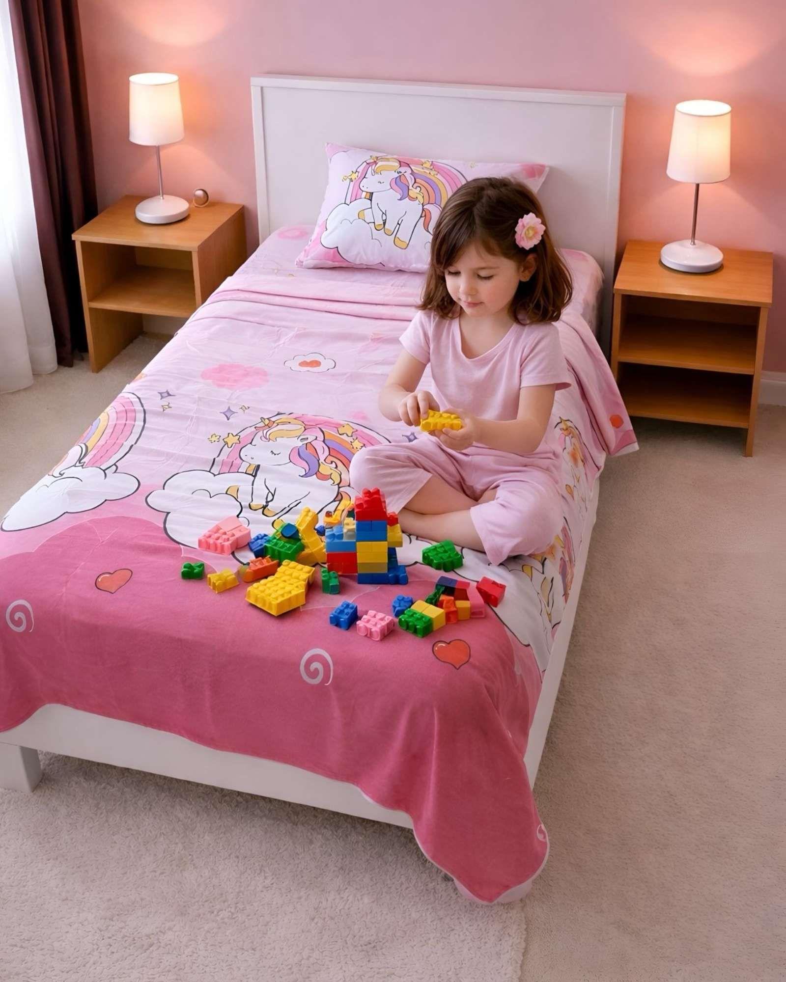 JUEGO DE SABANA DE NIÑA UNICKAWAII PLAZA Y MEDIA 3 PCS-0