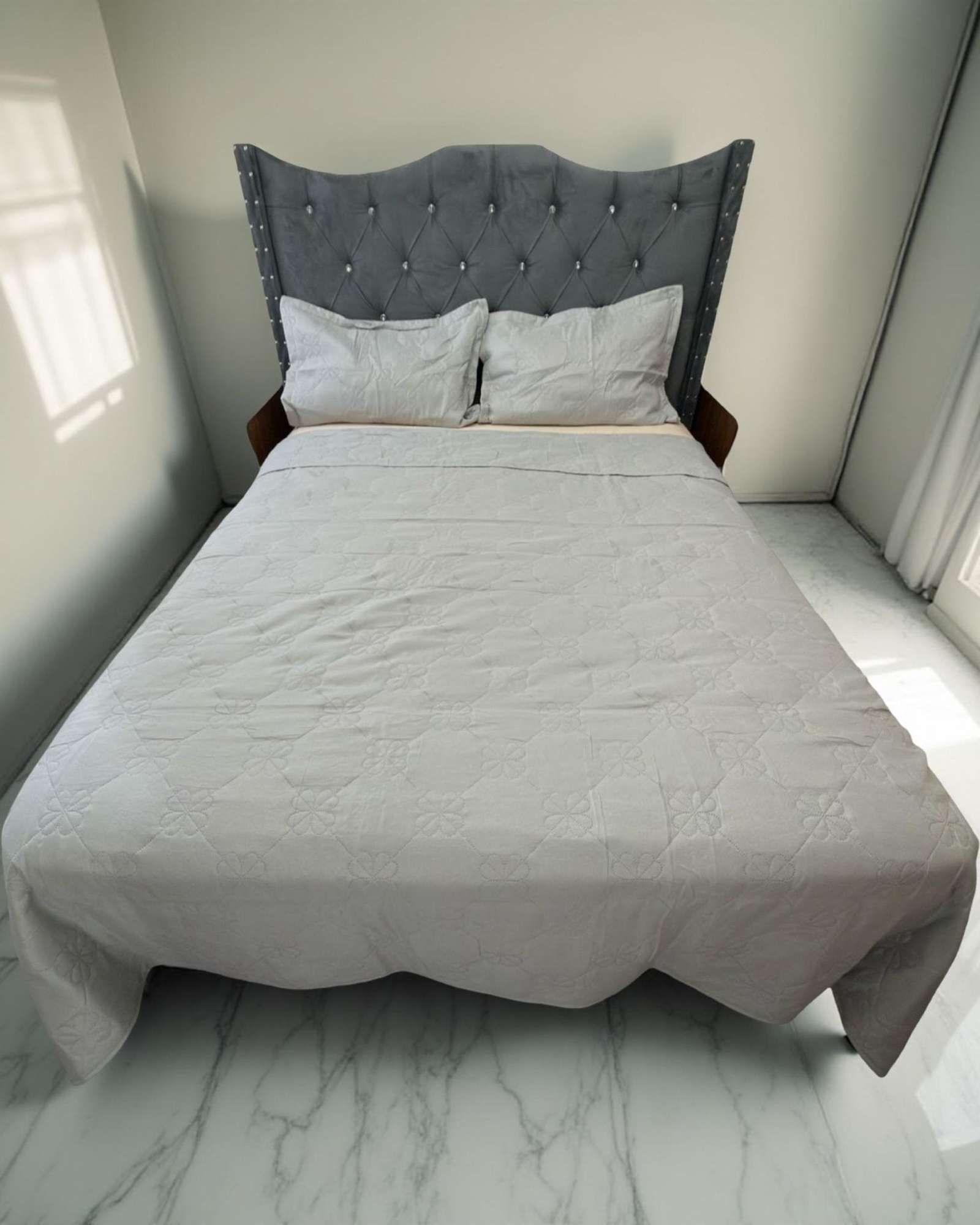 CUBRECAMA QUILT DE LUJO VERANO DELGADO 2 PLAZAS GRIS I12-3