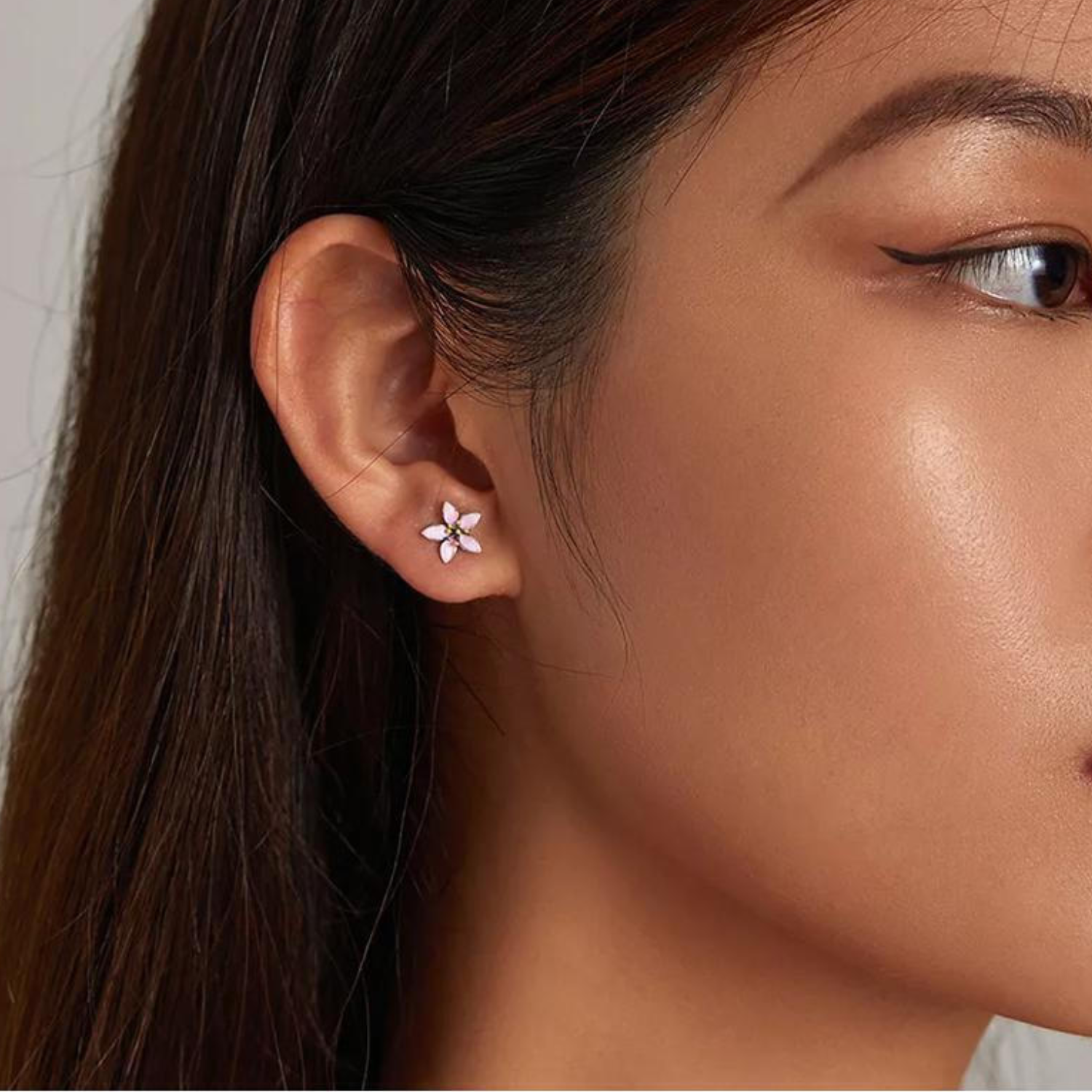 Aros Flor Sakura en Plata 925 -3