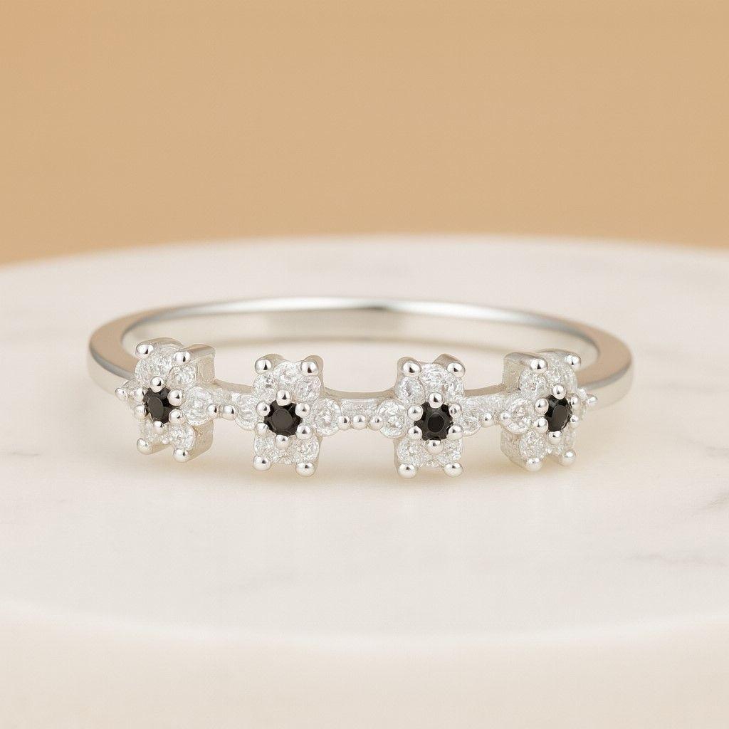 Anillo en Plata 925 Flores Circones Ónix -2