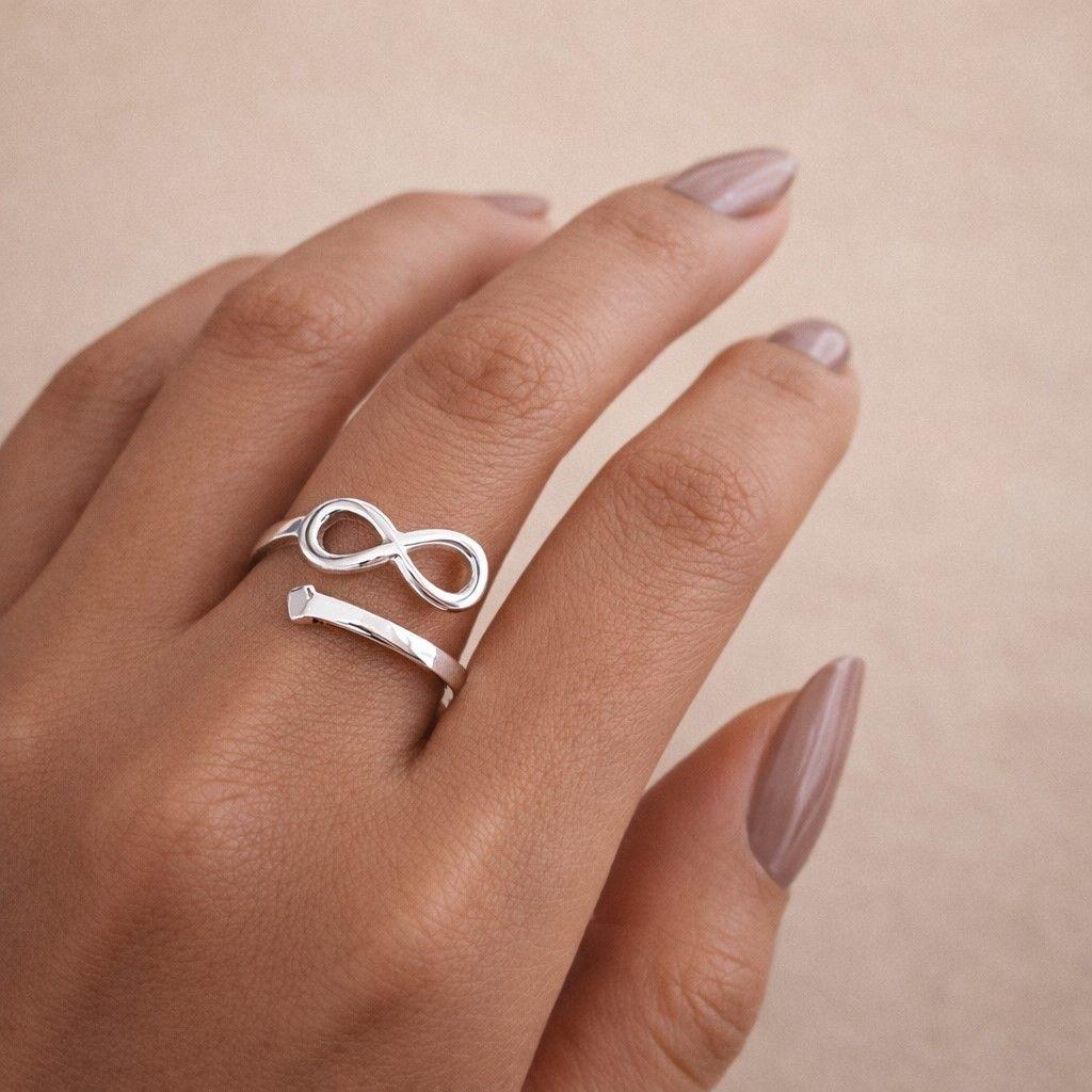 Anillo Ajustable Infinito Corazón en Plata Ley 925   -2