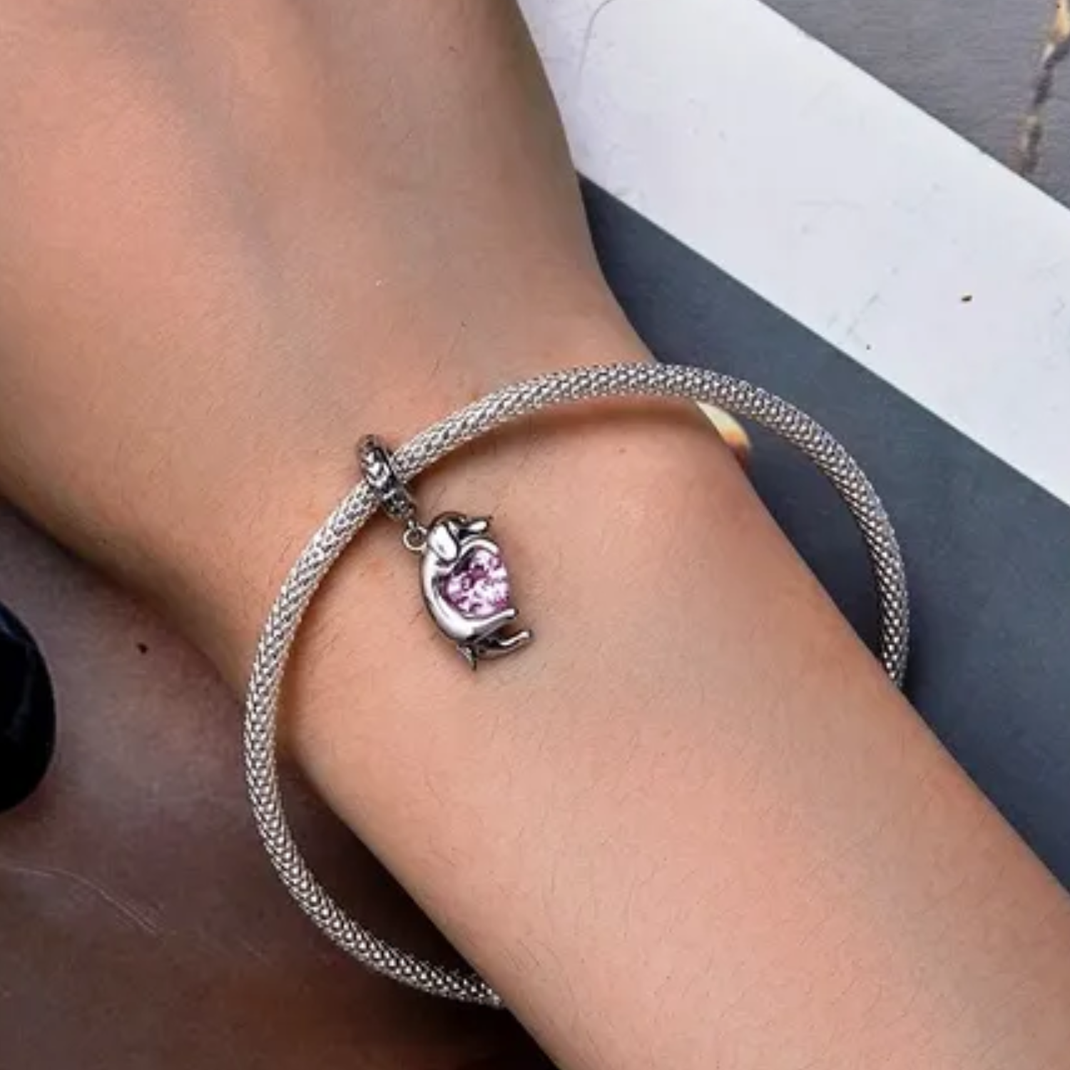 Charm Perrito sobre Corazón Rosa en Plata 925 -3