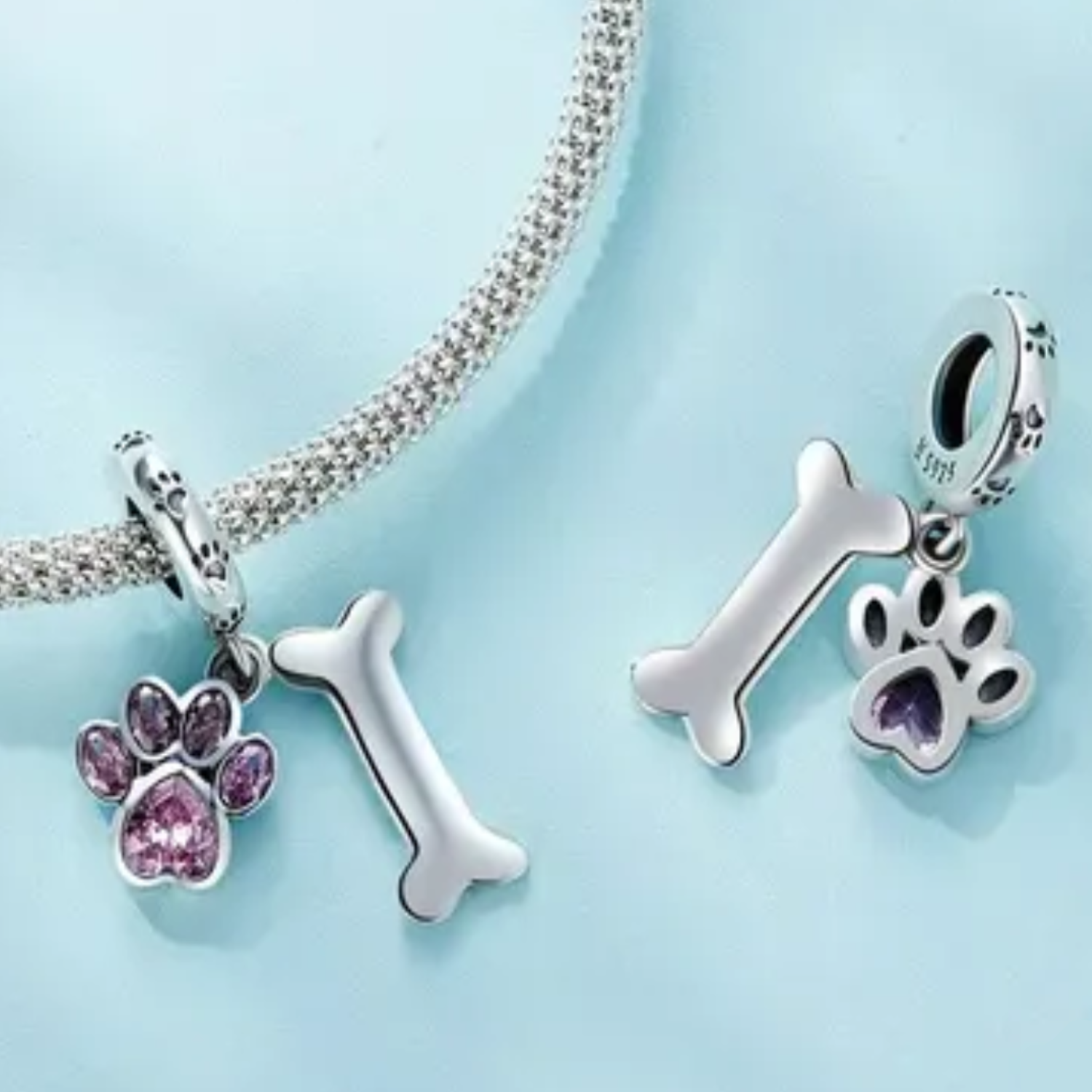 Charm Dije Perrito Huellita con Huesito en Plata 925-3