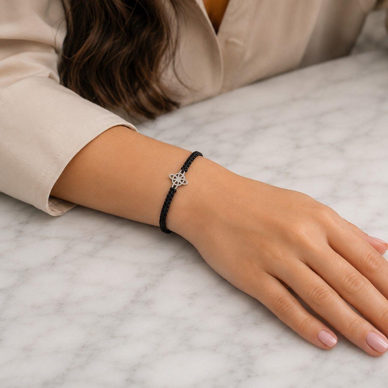 Pulsera Hilo Negro Nudo de Bruja Unisex  -3