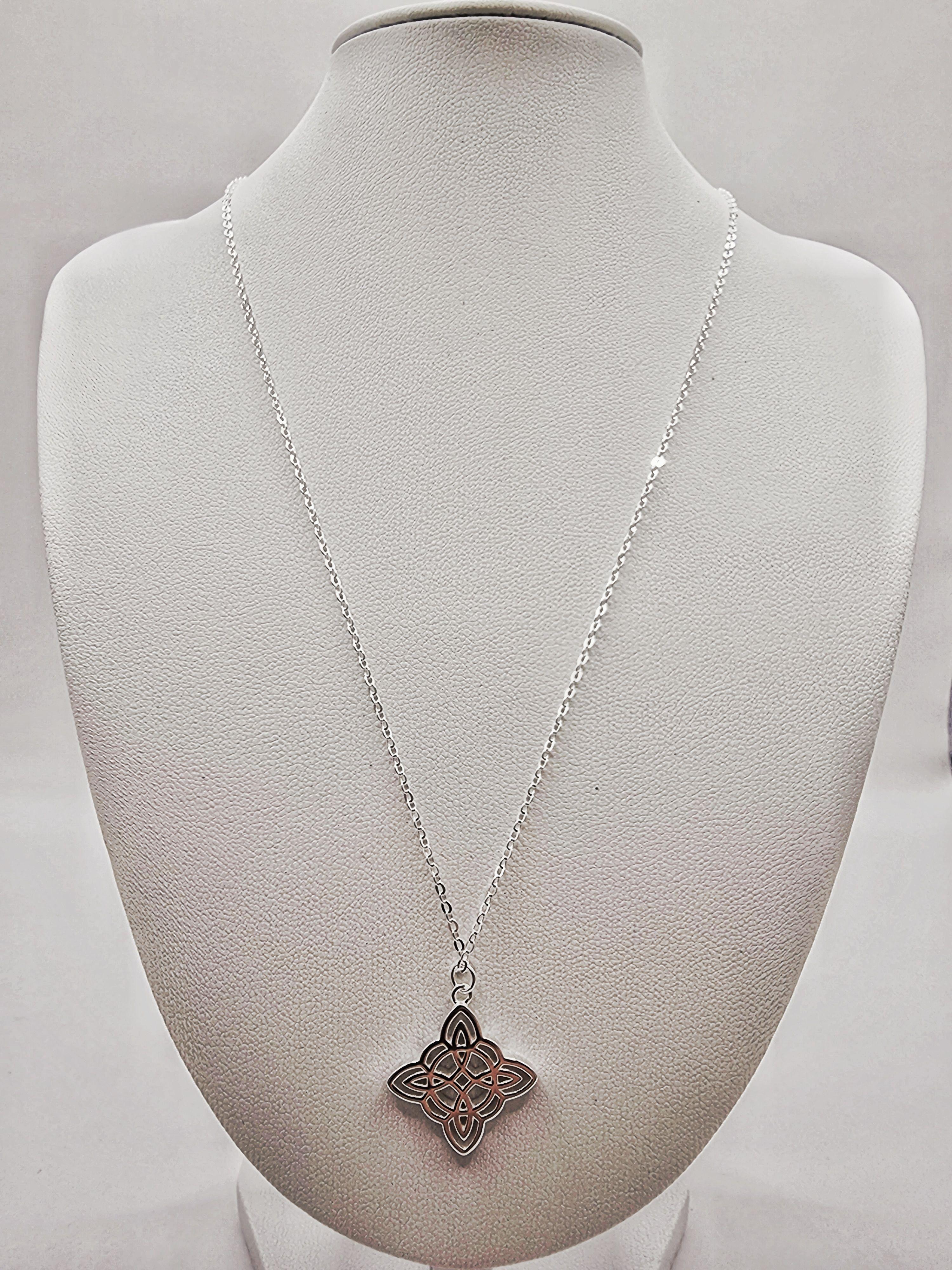 Collar Nudo de Brujas en Plata 925-3