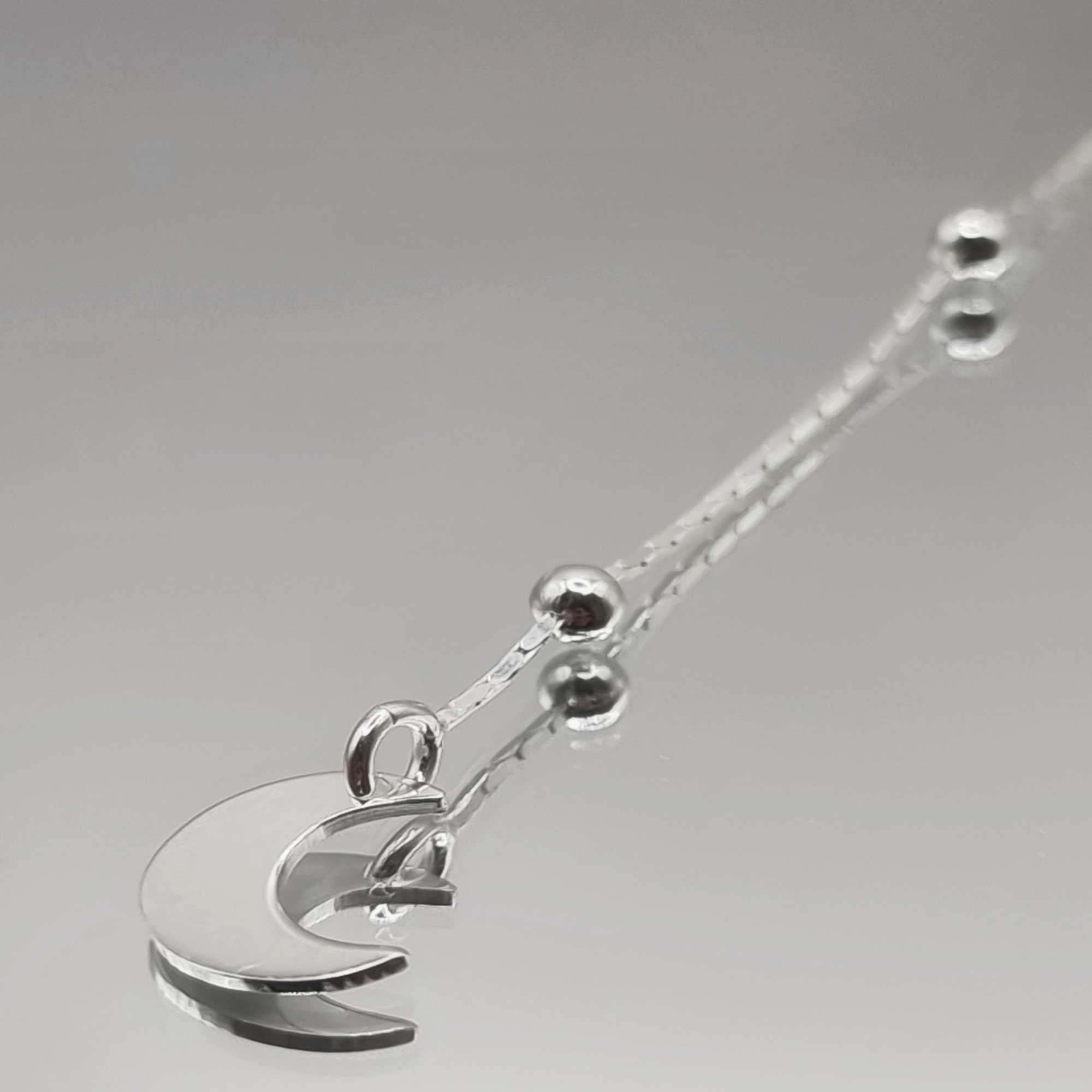 Collar Media Luna Esferas Cascada en Plata 925 -3