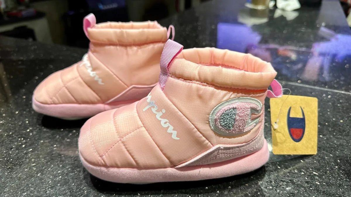 PANTUFLA CHAMPION TIPO BOTA NIÑA-5