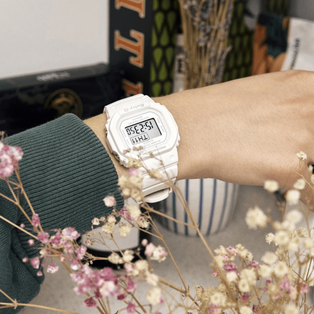 RELOJ CASIO BGD-560-7DR MUJER BABY-G BLANCO-4