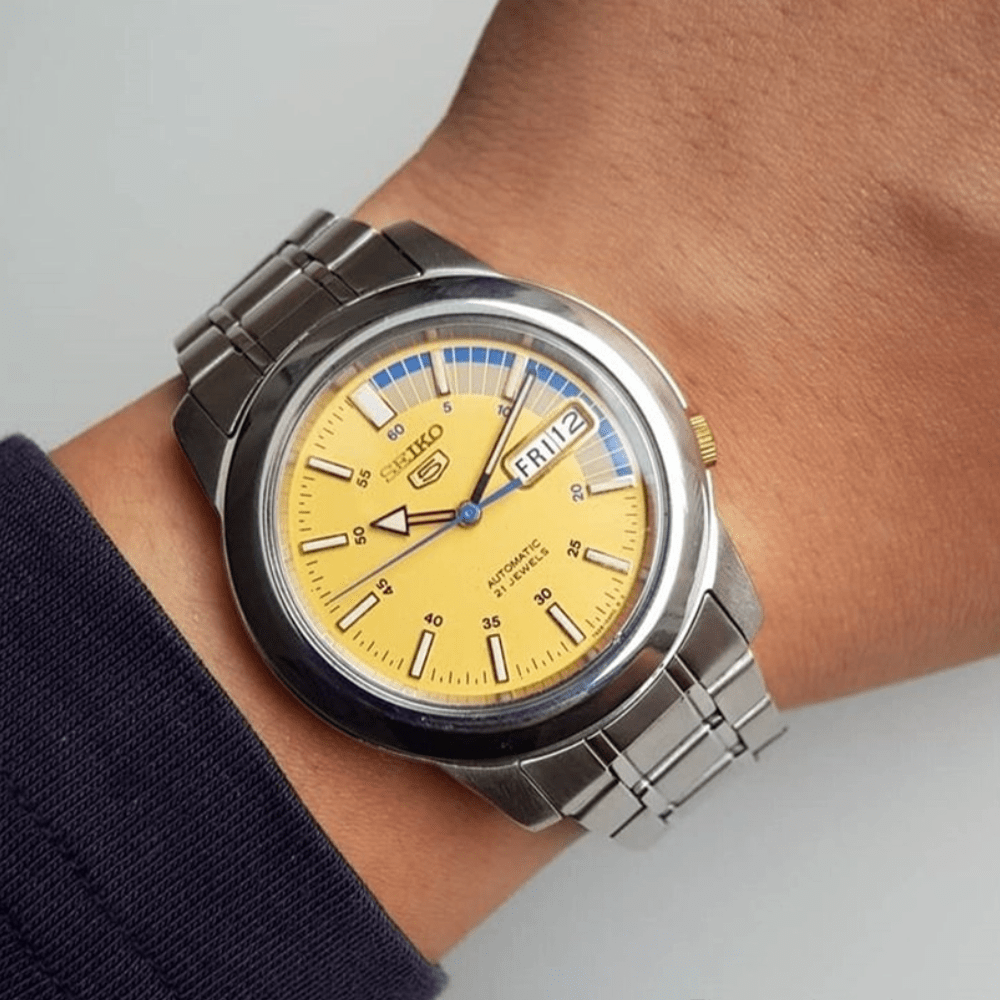 RELOJ SEIKO 5 SNKK29K1 AUTOMÁTICO PLATEADO HOMBRE AMARILLO -2