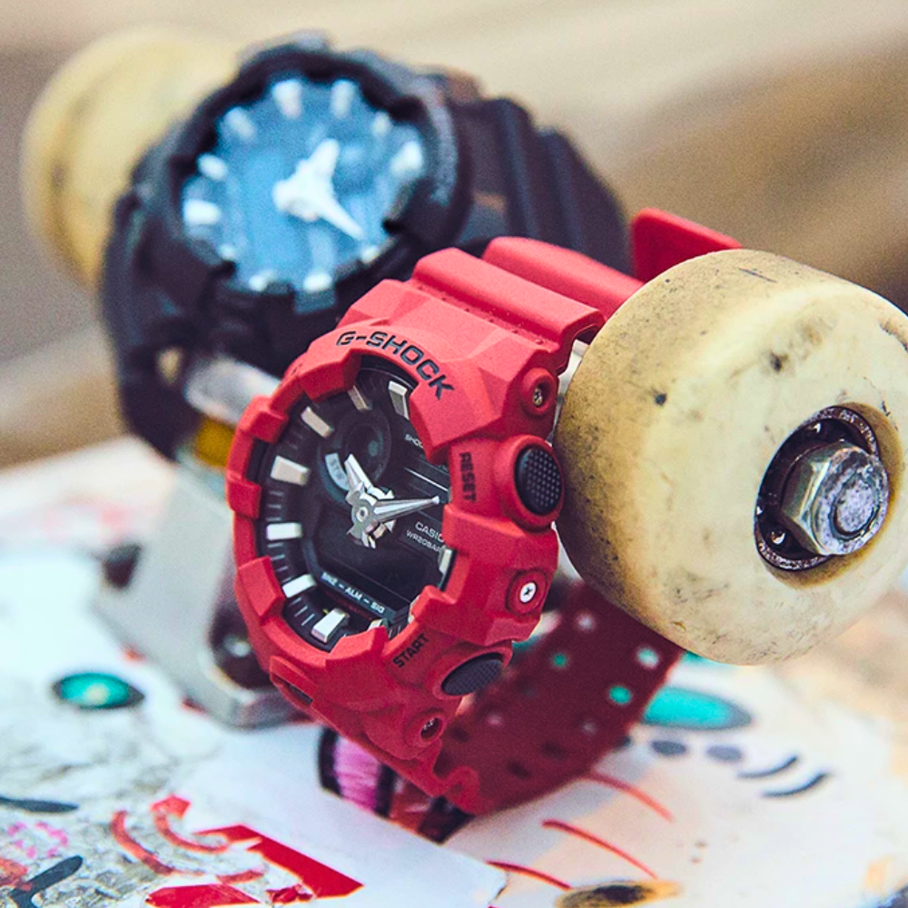 RELOJ CASIO G-SHOCK GA-700-4ADR-2
