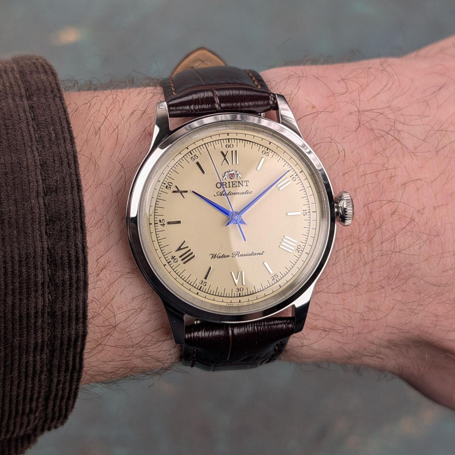 Reloj Orient Bambino RA-BB0003Y30B Automático Clásico Plateado Hombre-1