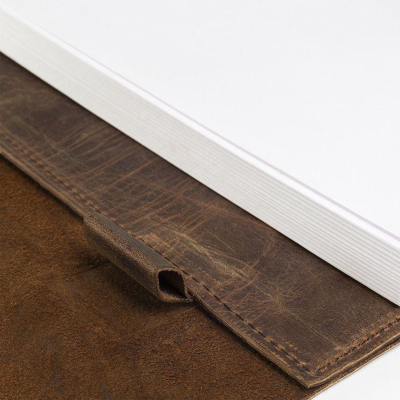 Diario, agenda, cuaderno de cuero. Diseño con correa. Franz Mossi-4