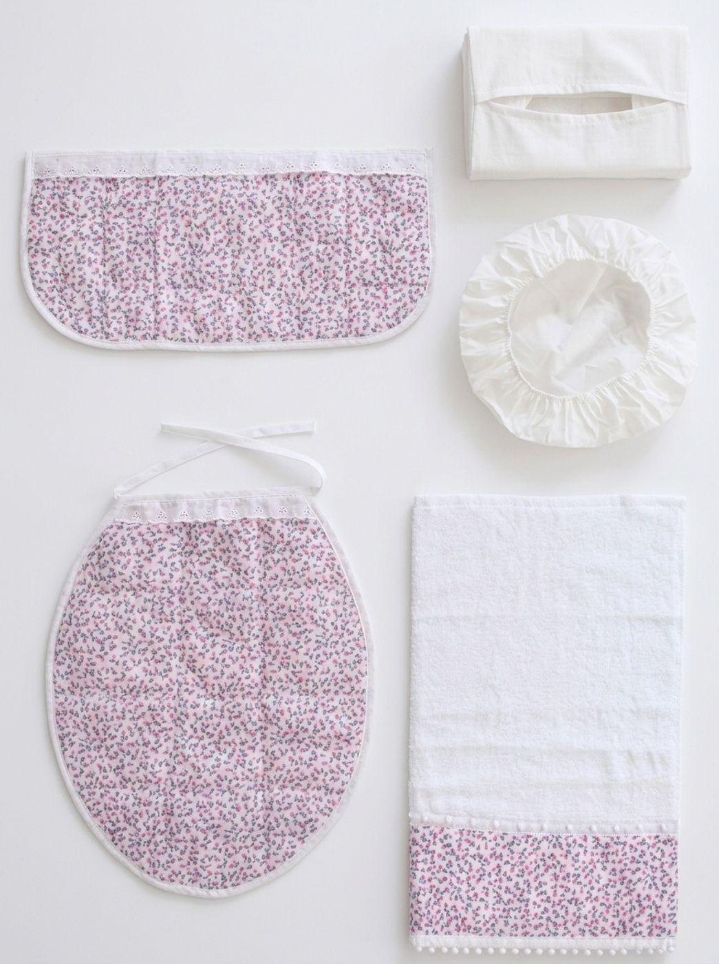 Cortina y Set de baño 7 piezas 180 x 180 cms blanco flores rosadas-1