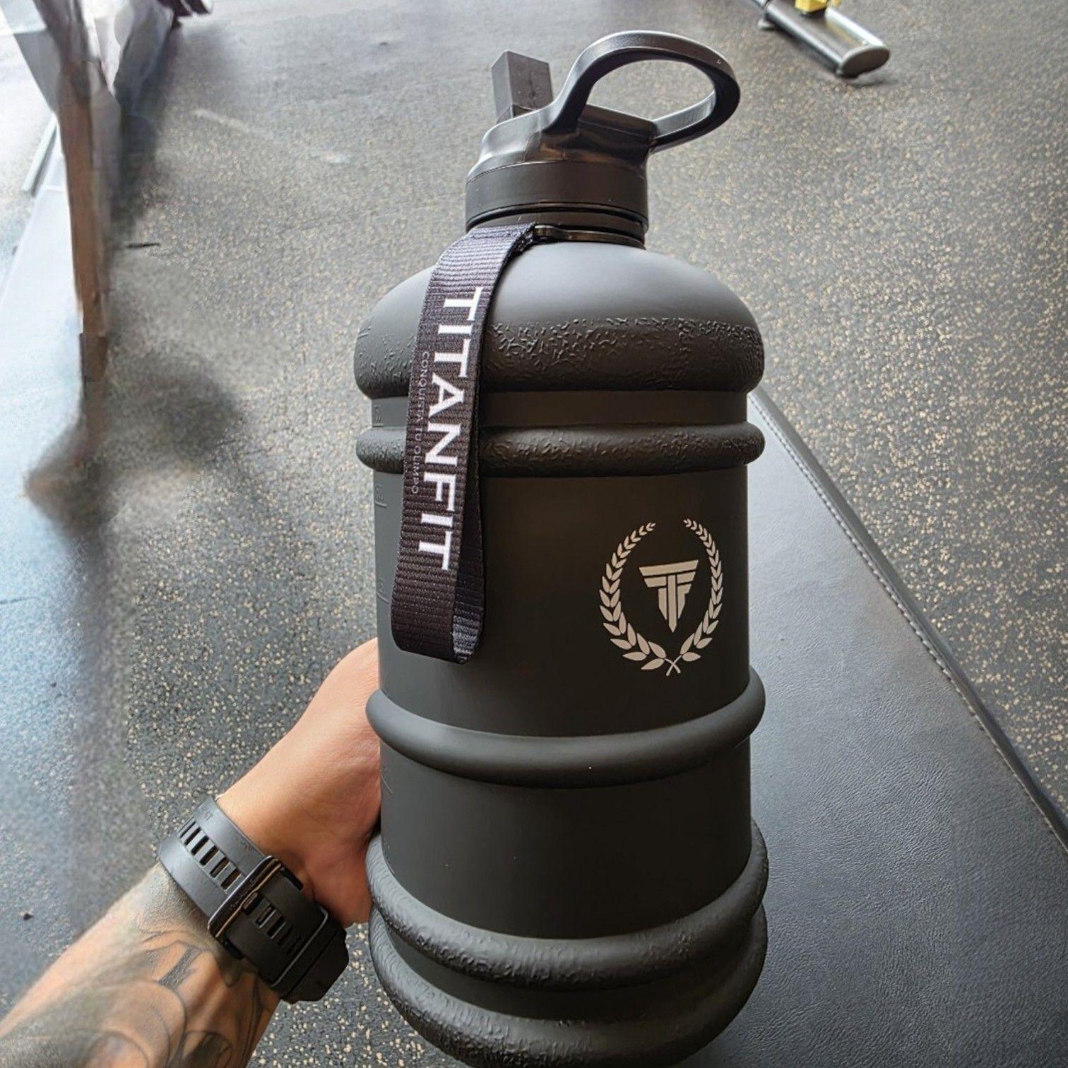Botella De Agua 2.2 Litros Hydria Titanfit Negro-2