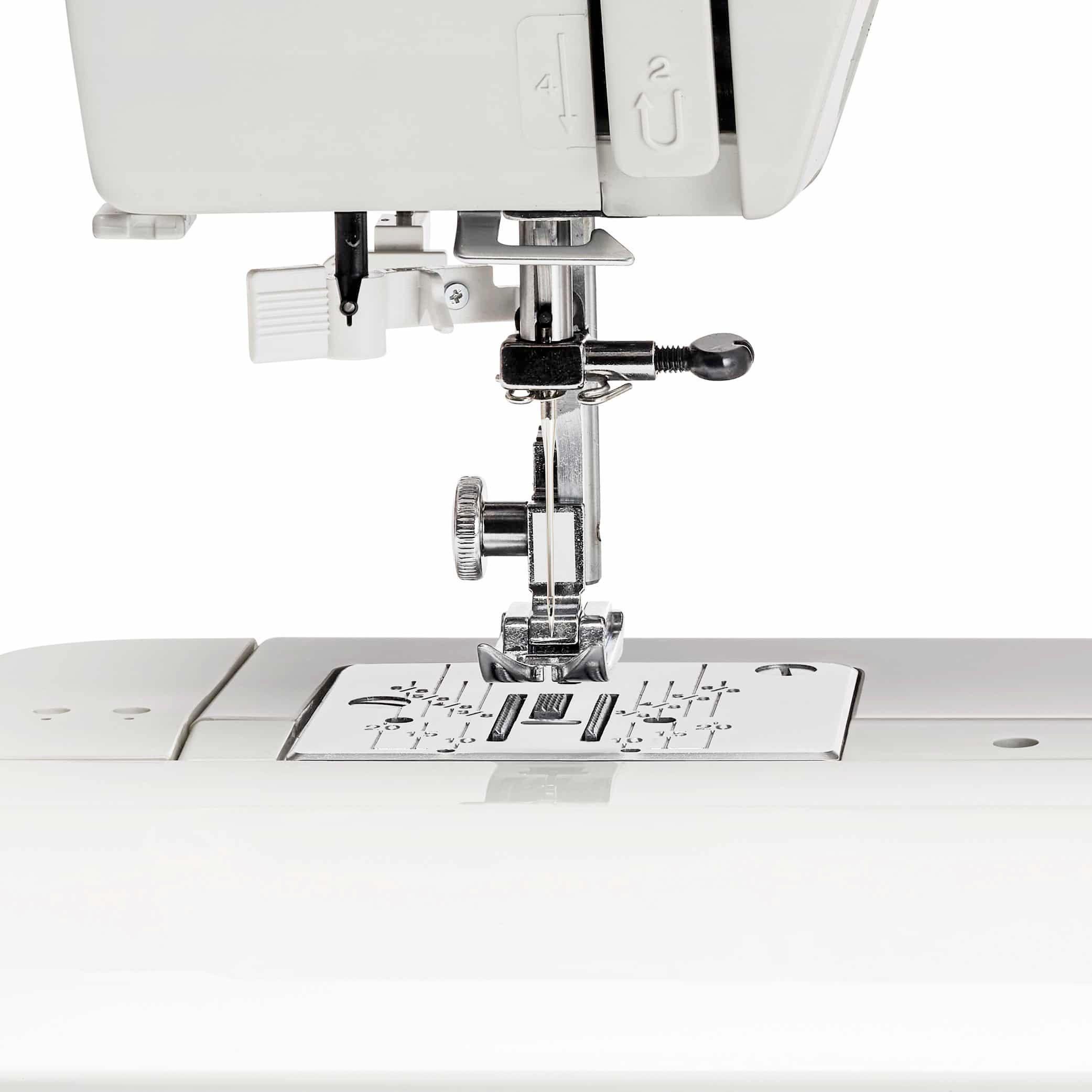 Maquina de coser Elna eXplore 220S-4