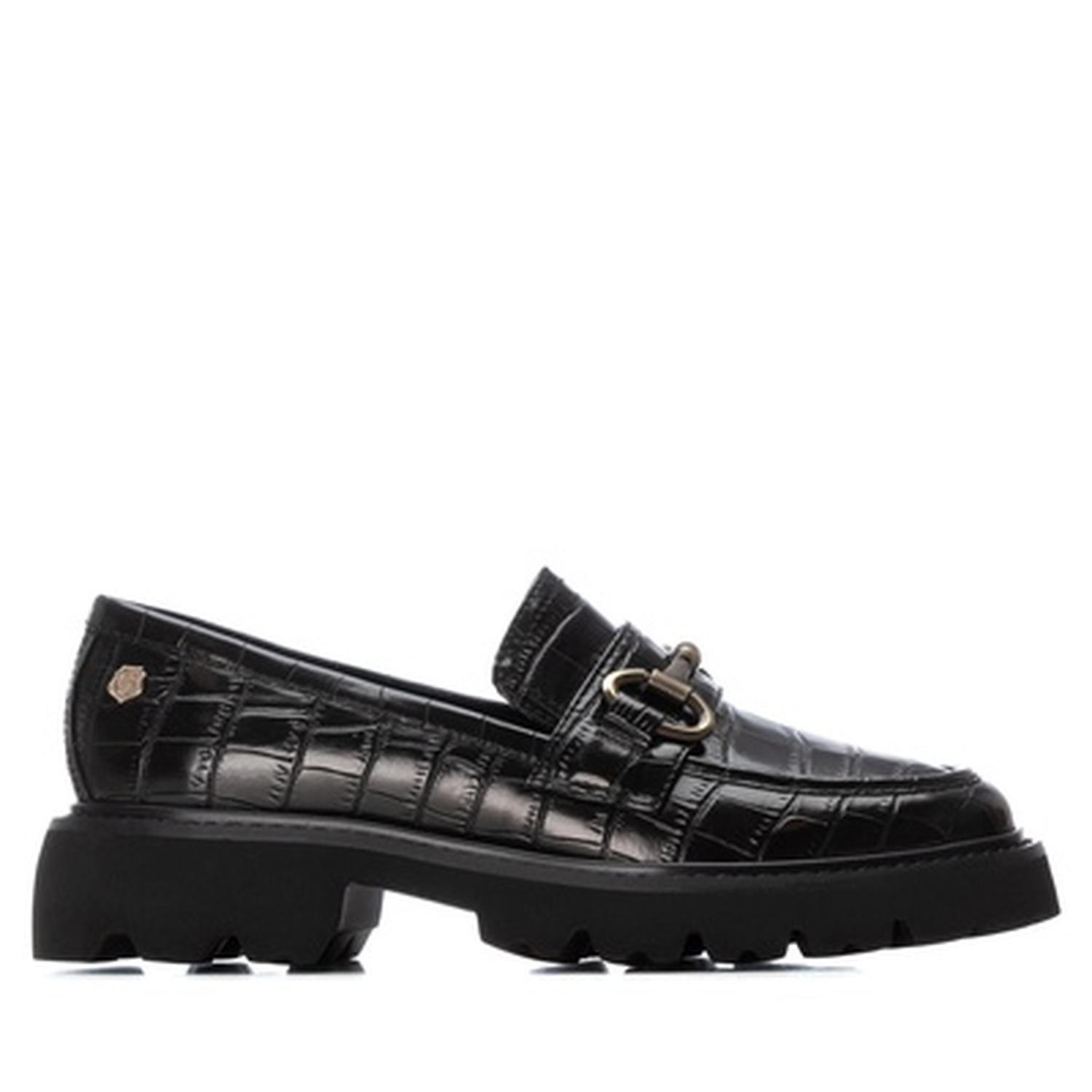 Mocasines Mujer Aila-4-47 Negro Carmela-1