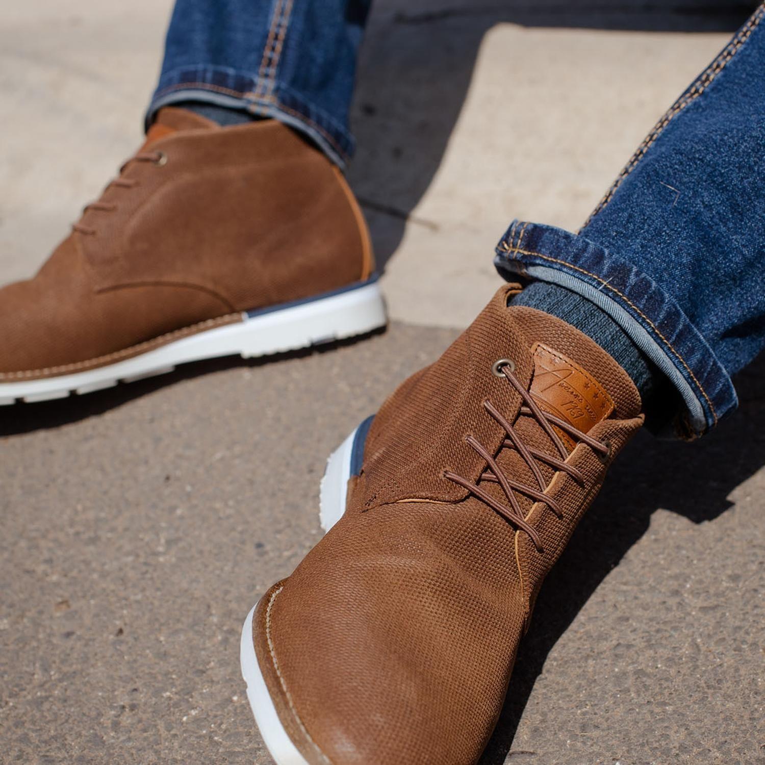 Botines Hombre Cuero Cordones Elasticados Varos-6-76 Brandy Bullboxer-1