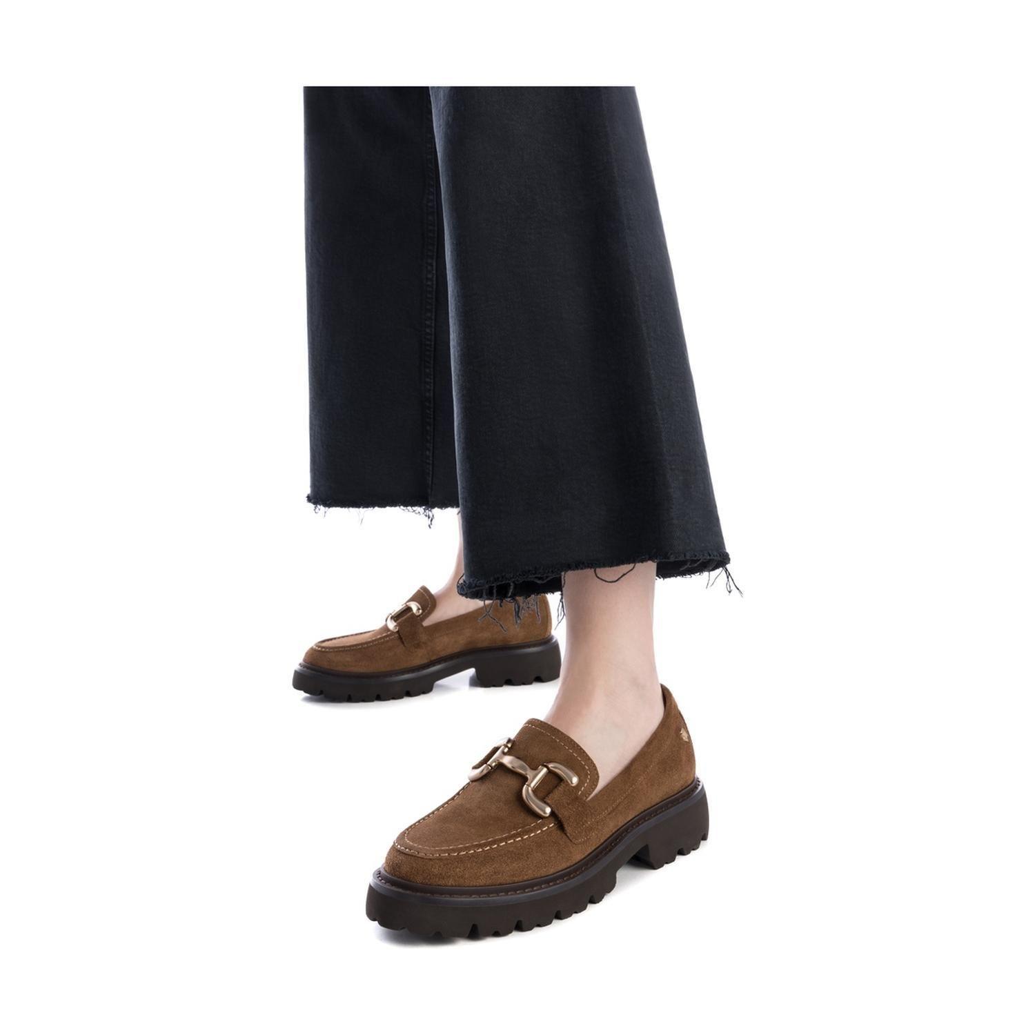 Mocasines Mujer Cuero Con Hebilla Dorada Beige Beca Carmela-2