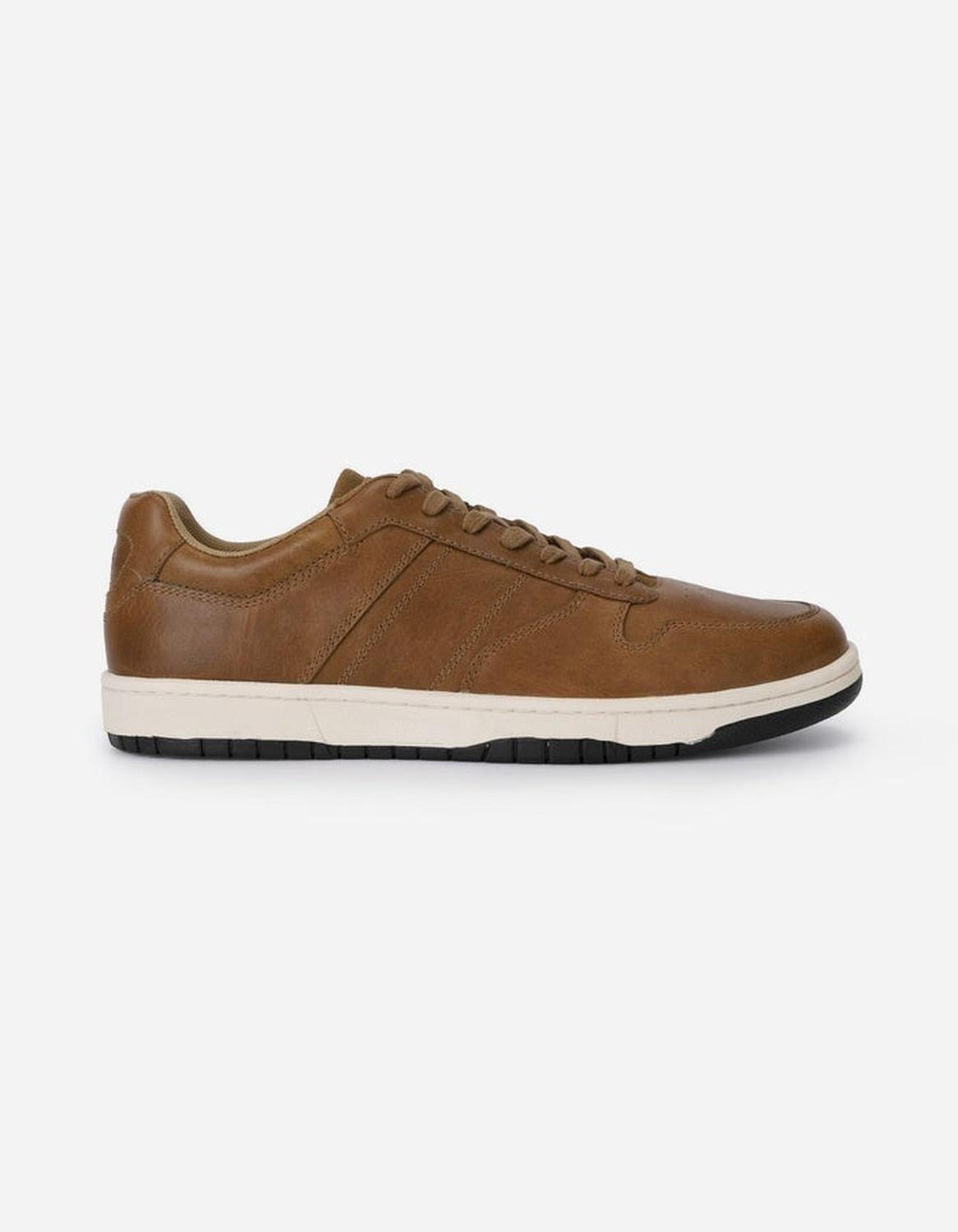Zapatillas Urbanas Hombre Cuero Valmont-0-01 Brandy Cardinale-0