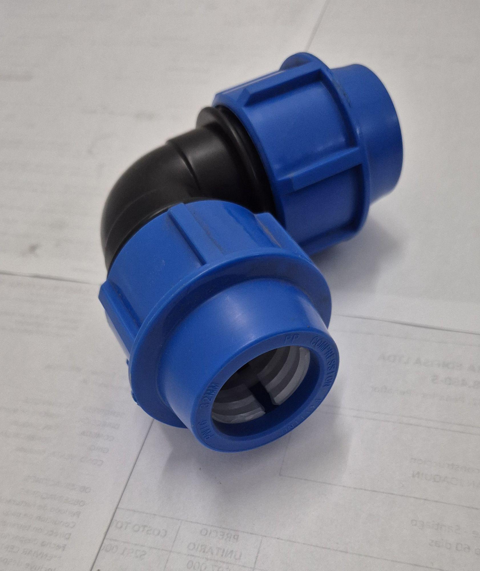 Codo HDPE Compresion 32-2