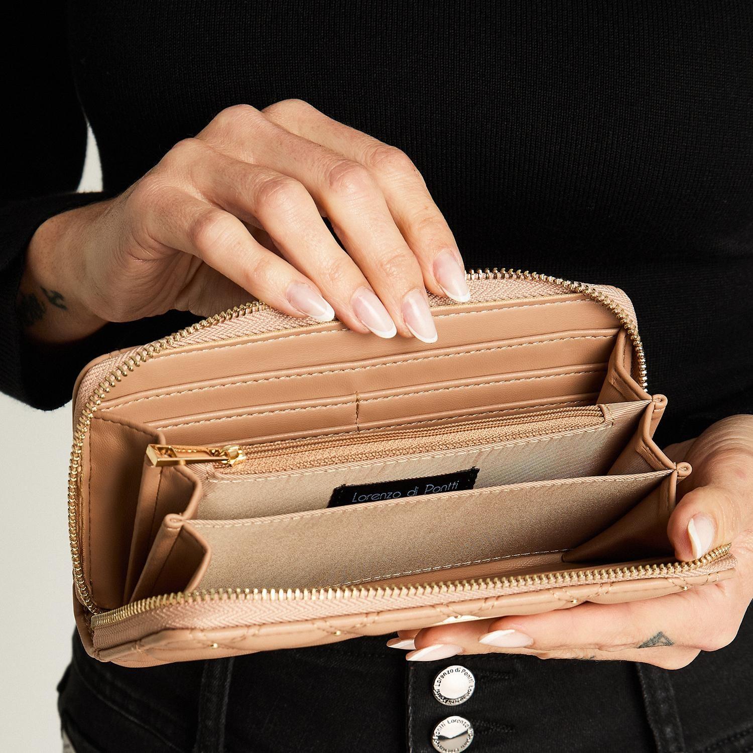 Billetera Con Tachas Camel-2