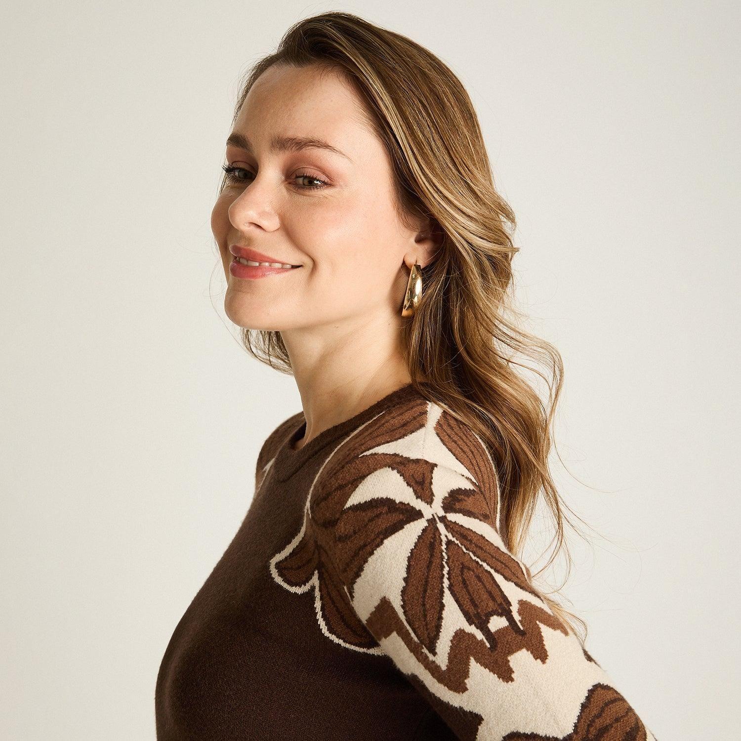 Sweater Café con Estampado Floral-2