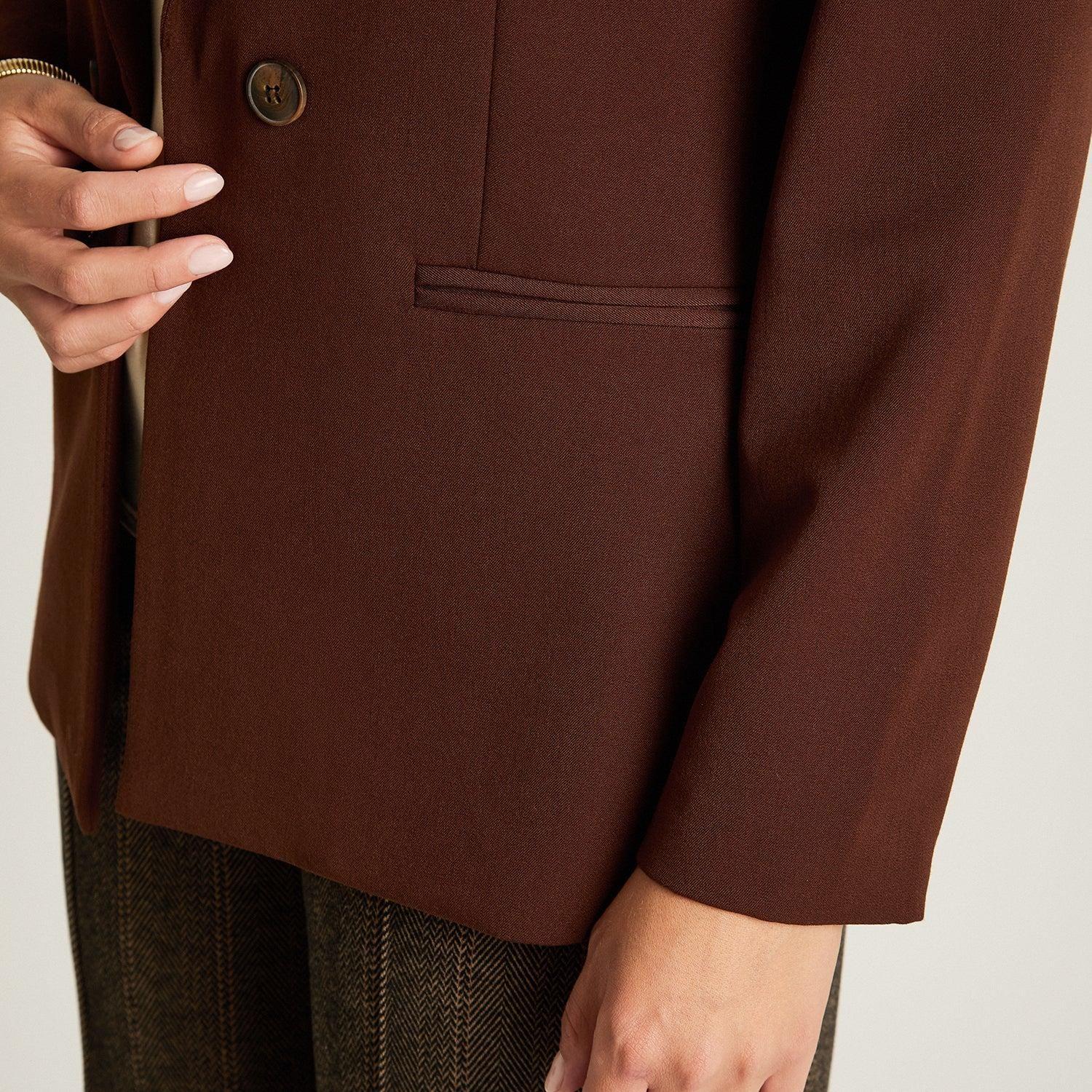 Blazer Cafe Manga Larga Elasticidad Nula Con Forro Calce Normal Tela Plano-2