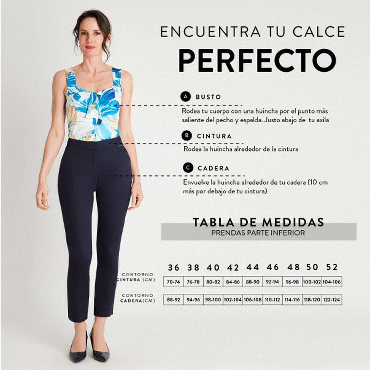 Falda Elasticada con Aplicación en Pretina Negro-4